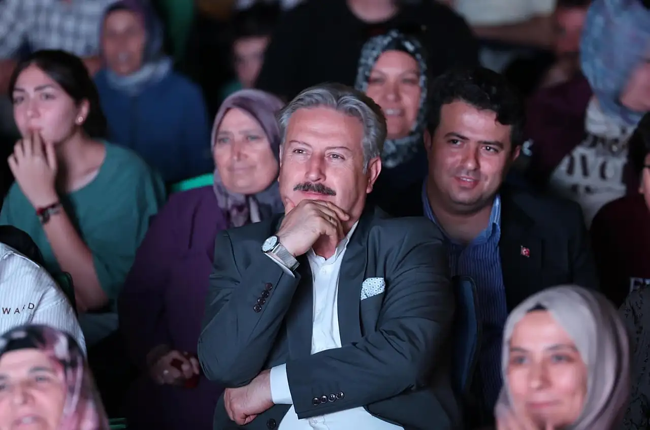 Melikgazi'de şiir ve türkü dolu gece: Talha Bora Öge Kayserililerle buluştu!