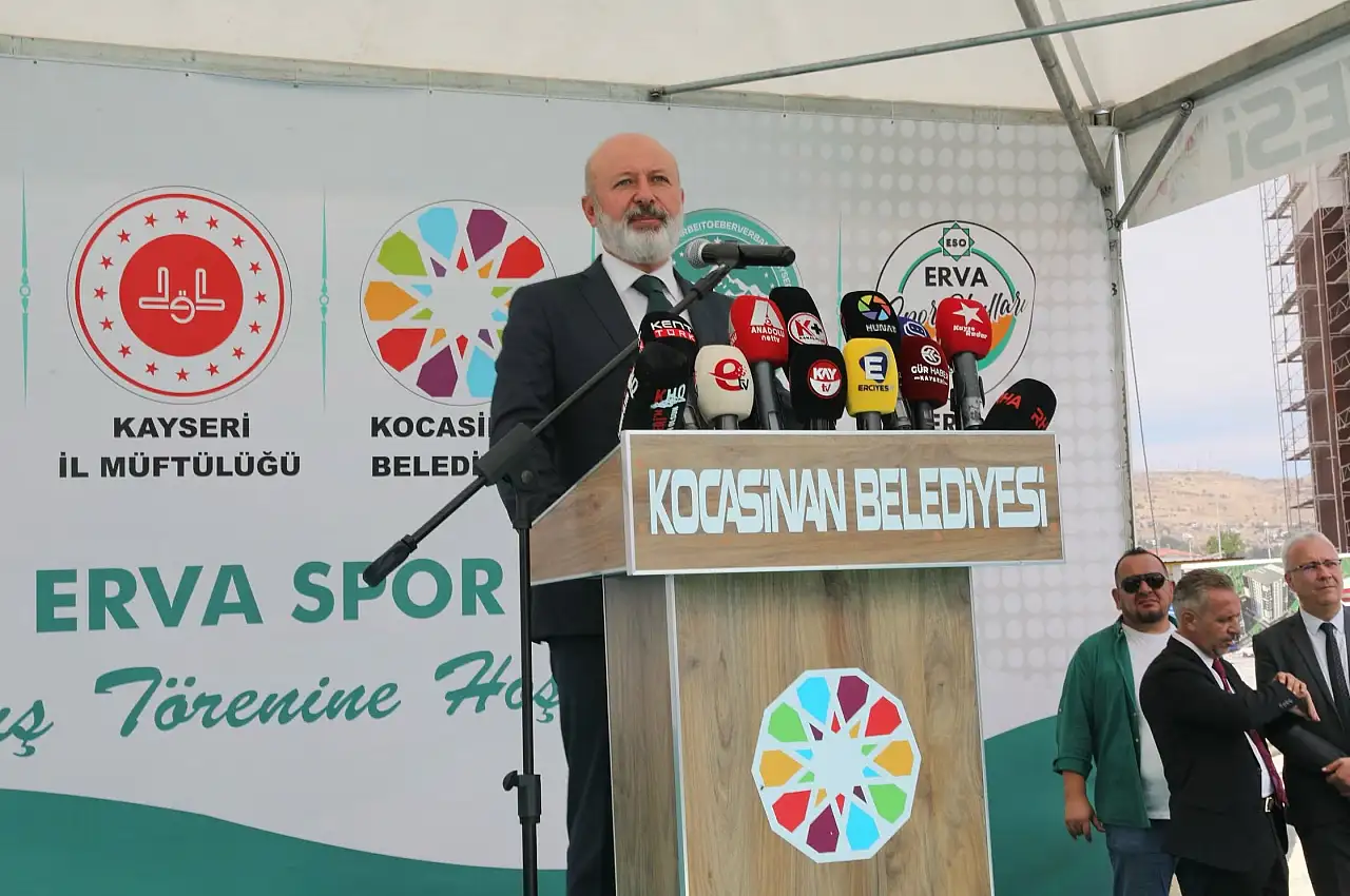 Kocasinan'da ERVA Spor Okulu açıldı: Çolakbayrakdar'dan gençler vurgusu