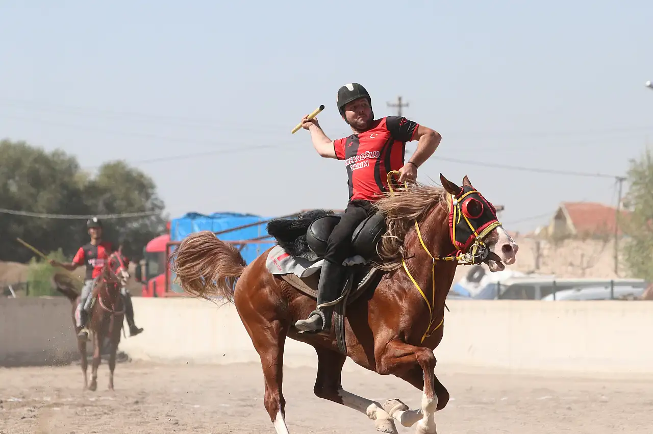 Kayseri'de Atlı Cirit heyecanı yaşandı