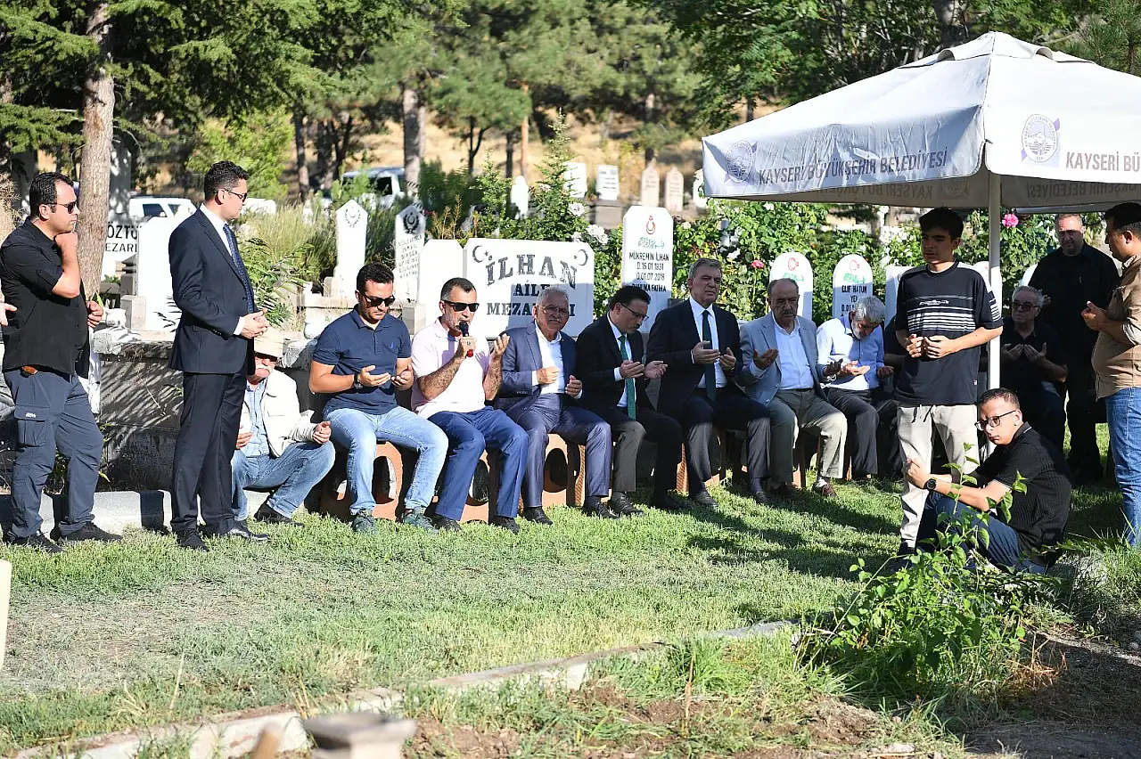 Gül'ün acı günü! Cenaze için Kayseri'ye geldi