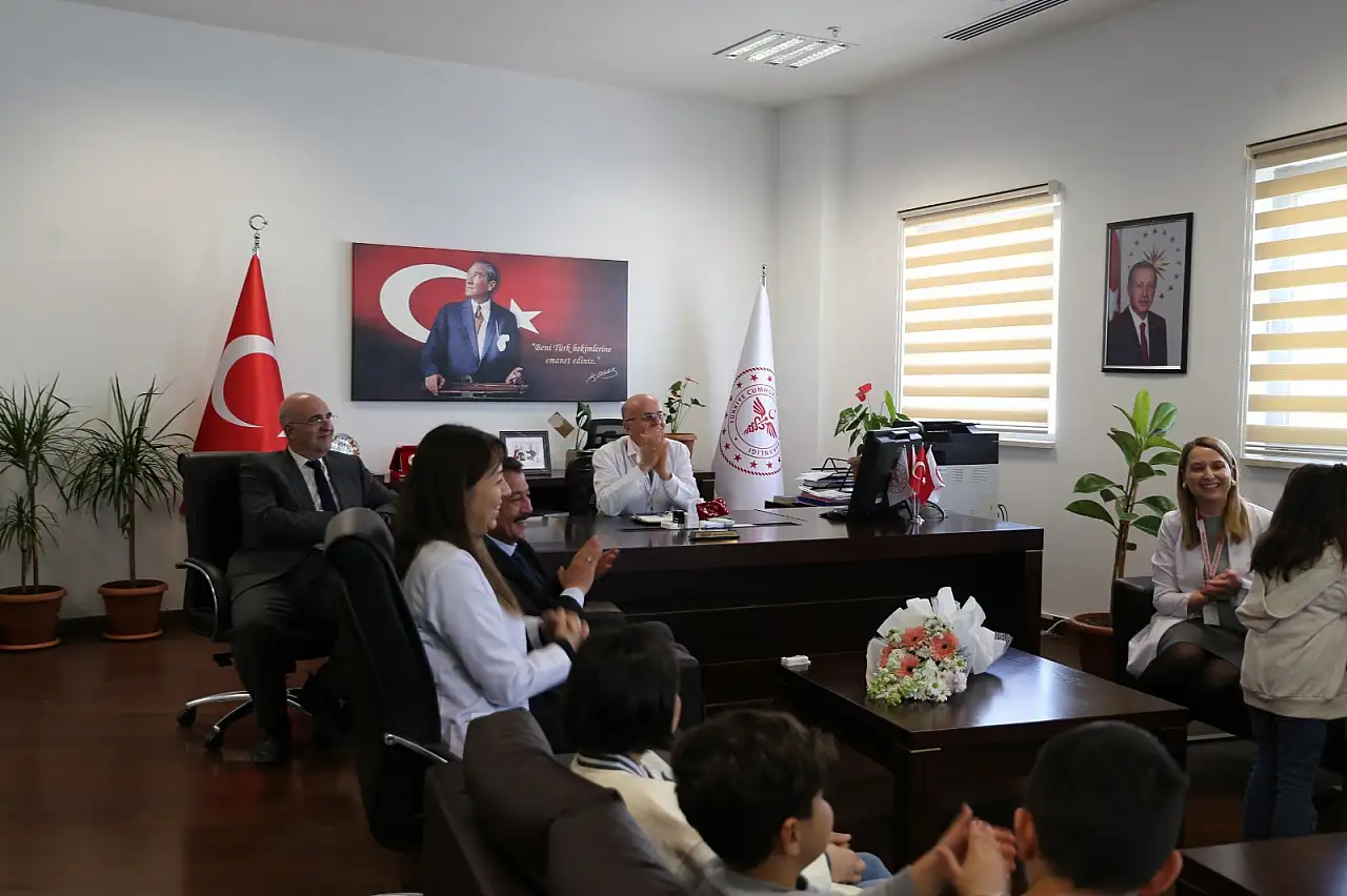 Kayseri'de doktorlara anlamlı ziyaret