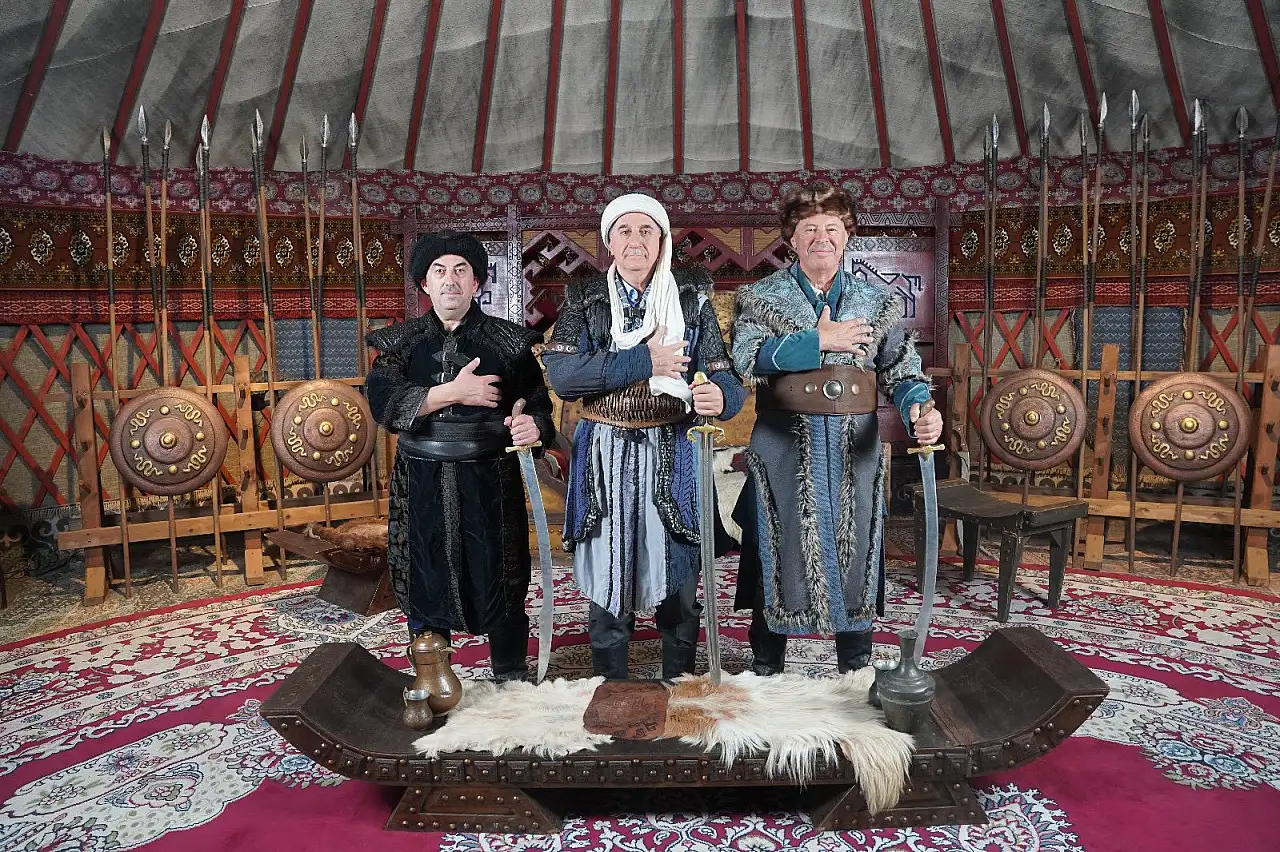 Kayseri Şeker'in başındaki isimden 'Diriliş' pozları!
