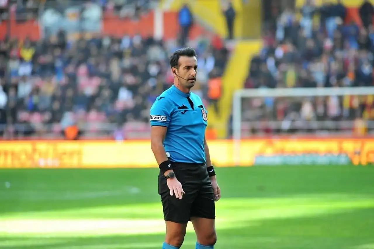 Kayserispor-Kasımpaşa maçını yönetecek hakem belli oldu