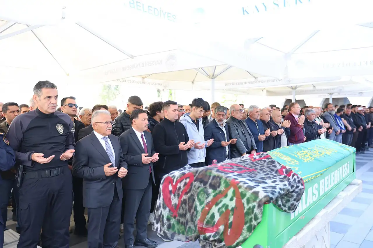 Cinayet olayı ile sarsılan Erciyes Üniversitesine dikkat çeken ziyaret