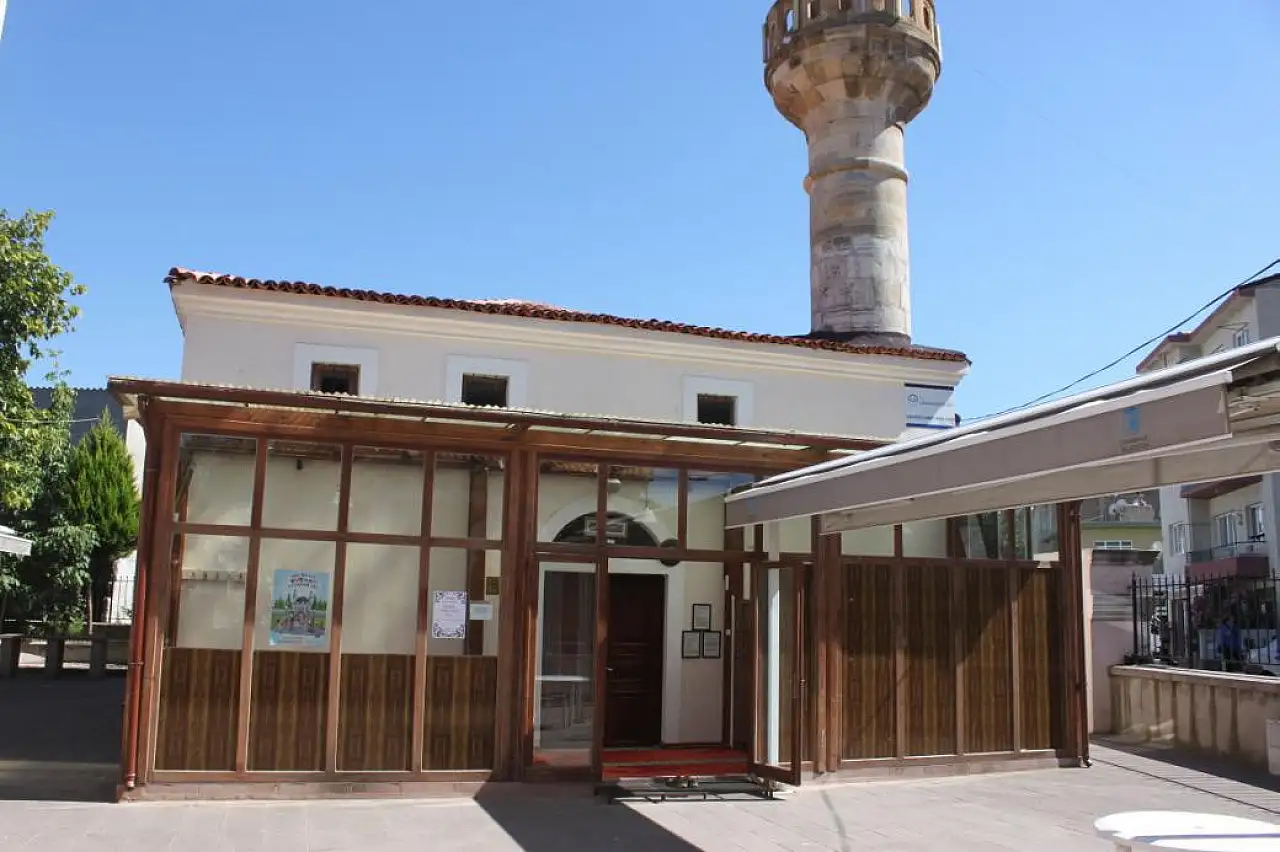 Kayserili isim o şehirde cami yaptırmış! Adı caddeye verildi