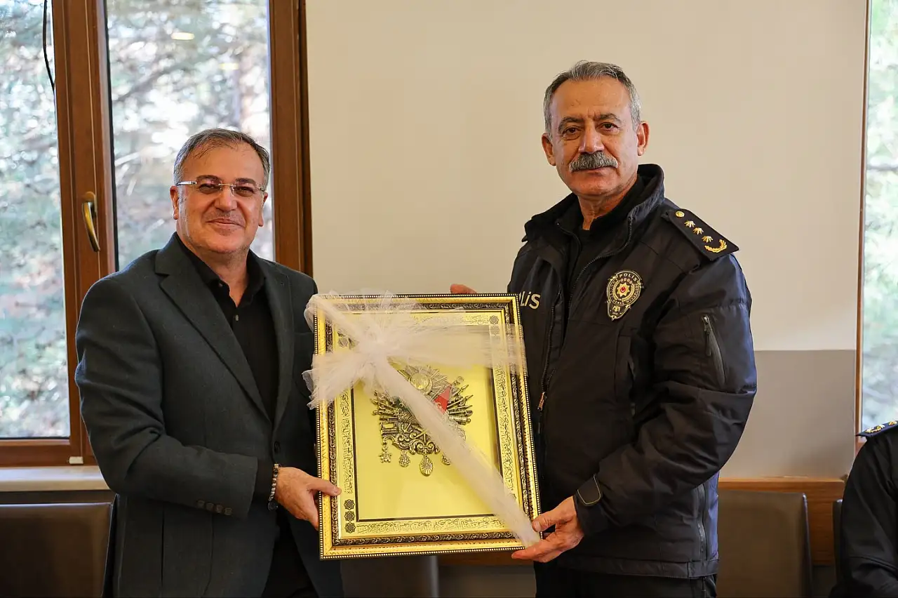 Kayseri'deki o Müdür merkeze geri dönüyor!