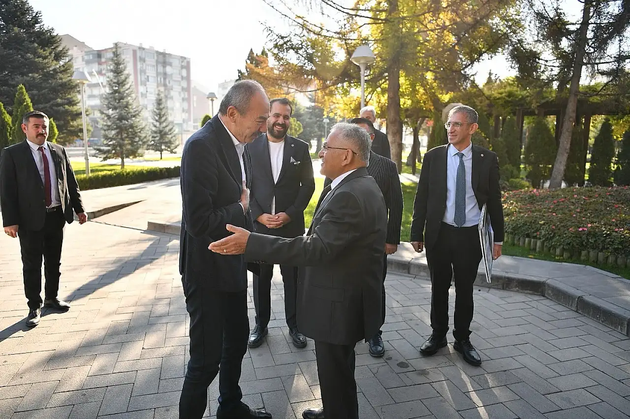 Ticaret Odası istedi, Meclis'ten karar çıktı! Kayseri'de kamu hizmet alanı, ticaret alanına çevrildi! Peki orada ne yapılacak?