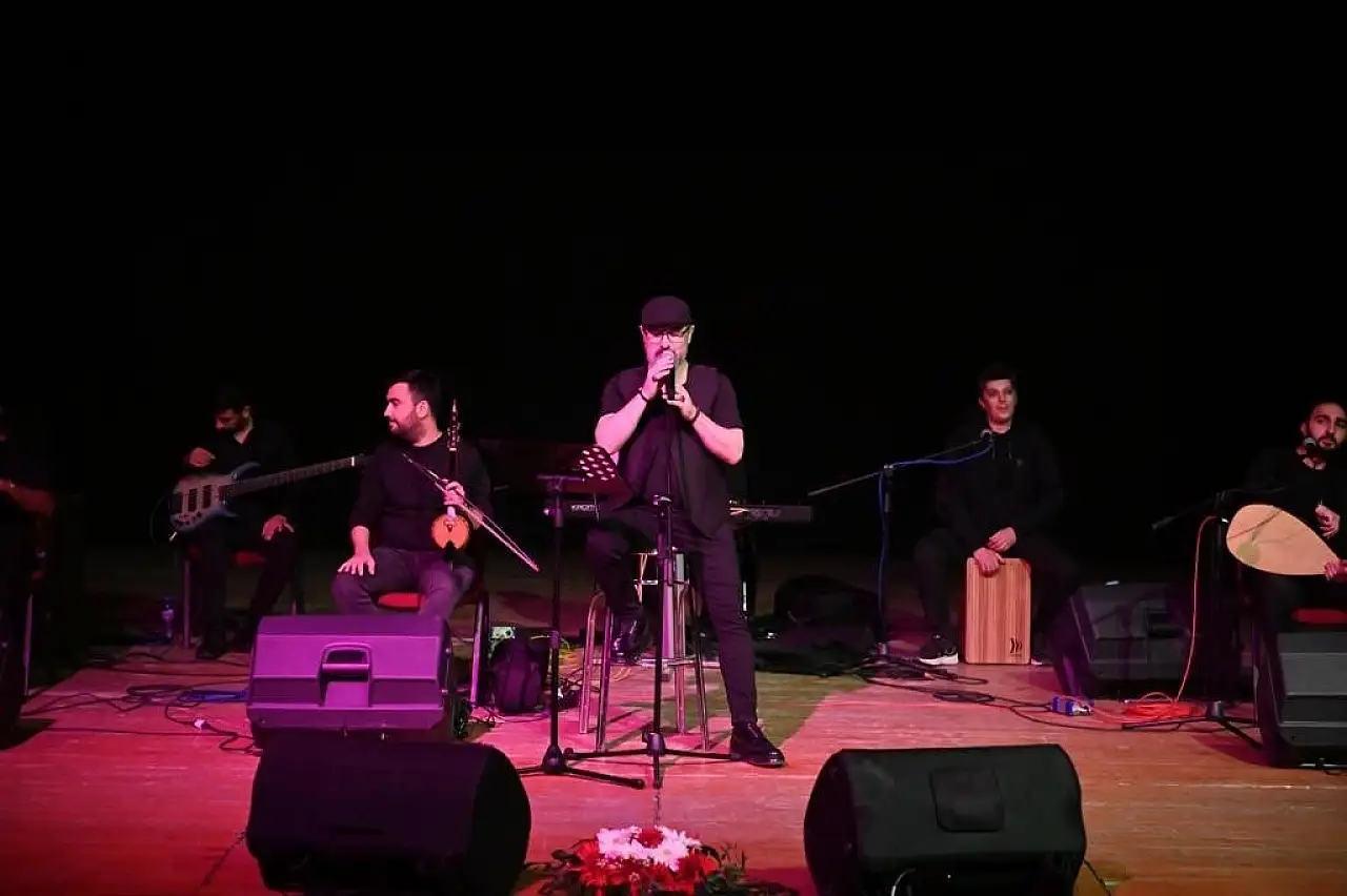 Kayseri bu geceyi konuşacak! 'Gölge' sahneye çıkıyor