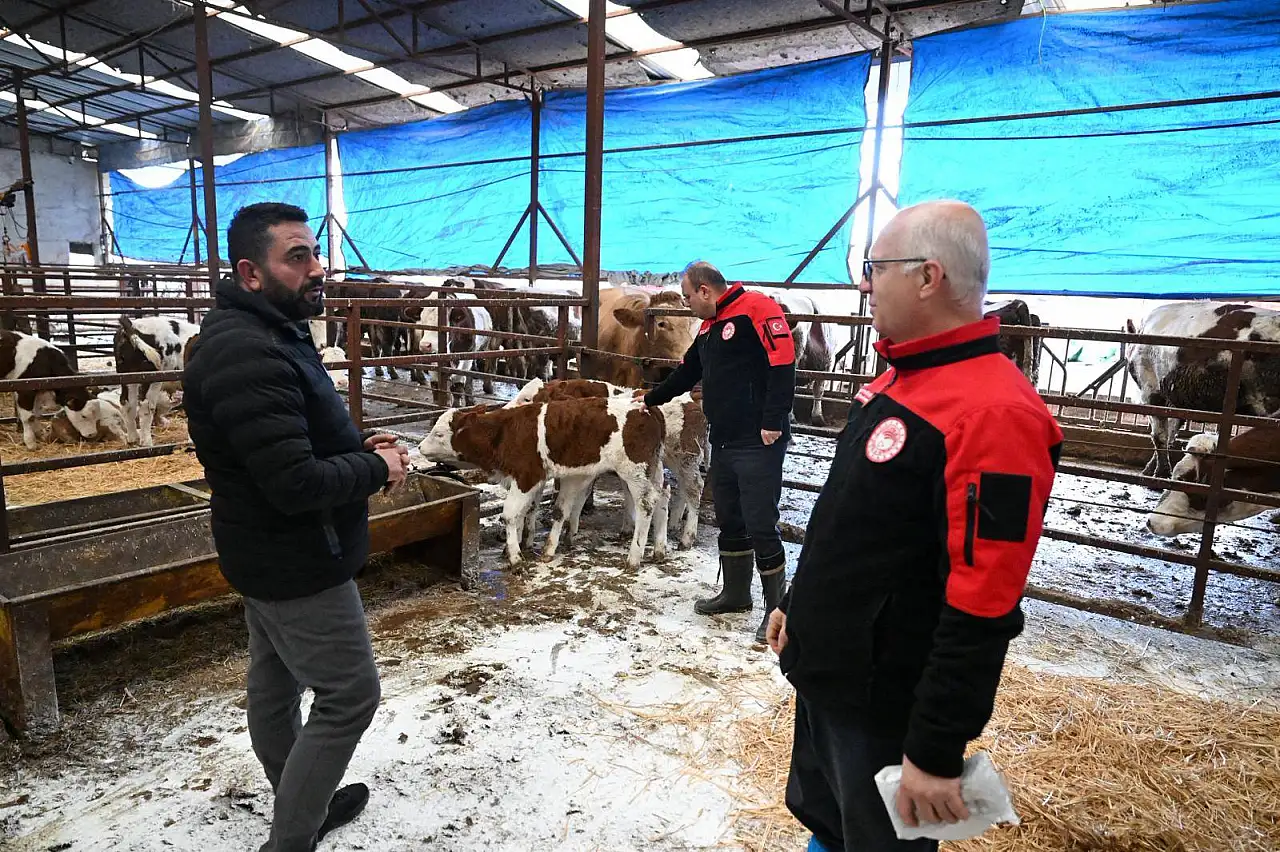 Kayseri'ye bir işletme daha! Rozetini müdür takdim etti