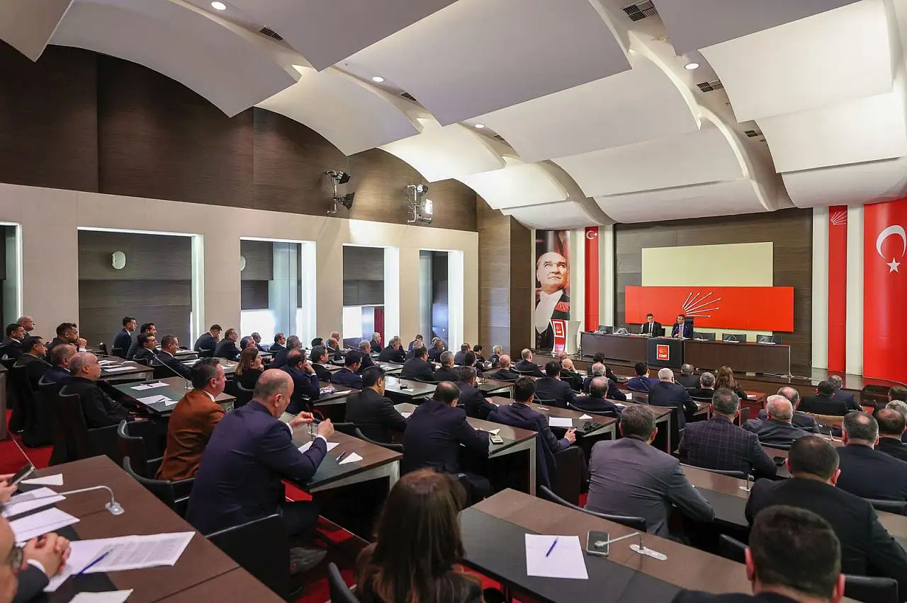 CHP Kayseri İl Başkanı Özer, partisinin Lideri Özgür Özel ile görüştü