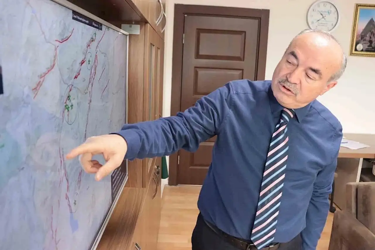 4.4 büyüklüğünde deprem! Kayseri'deki uzman isimden kritik uyarı geldi