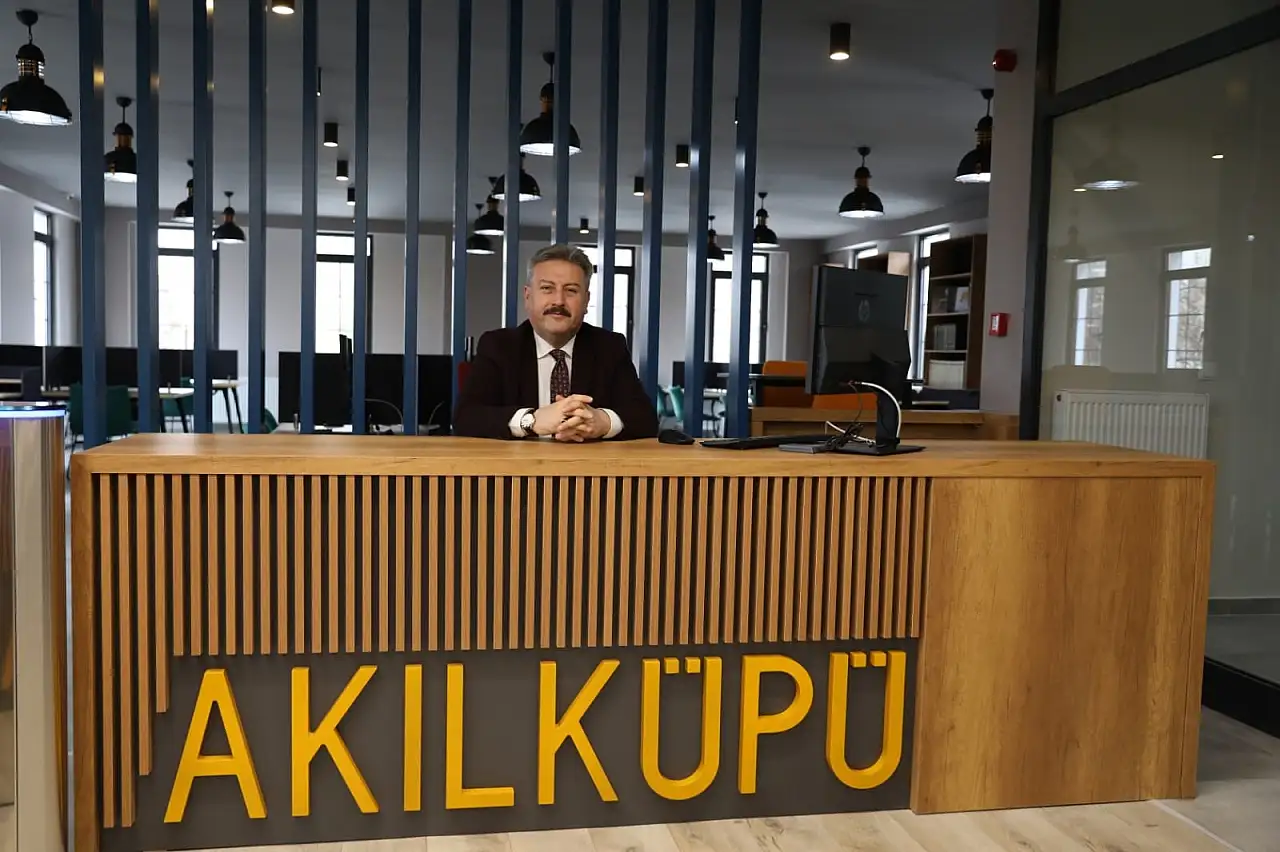 Gençlerin geleceği şekilleniyor! Melikgazi'de 18 tane var