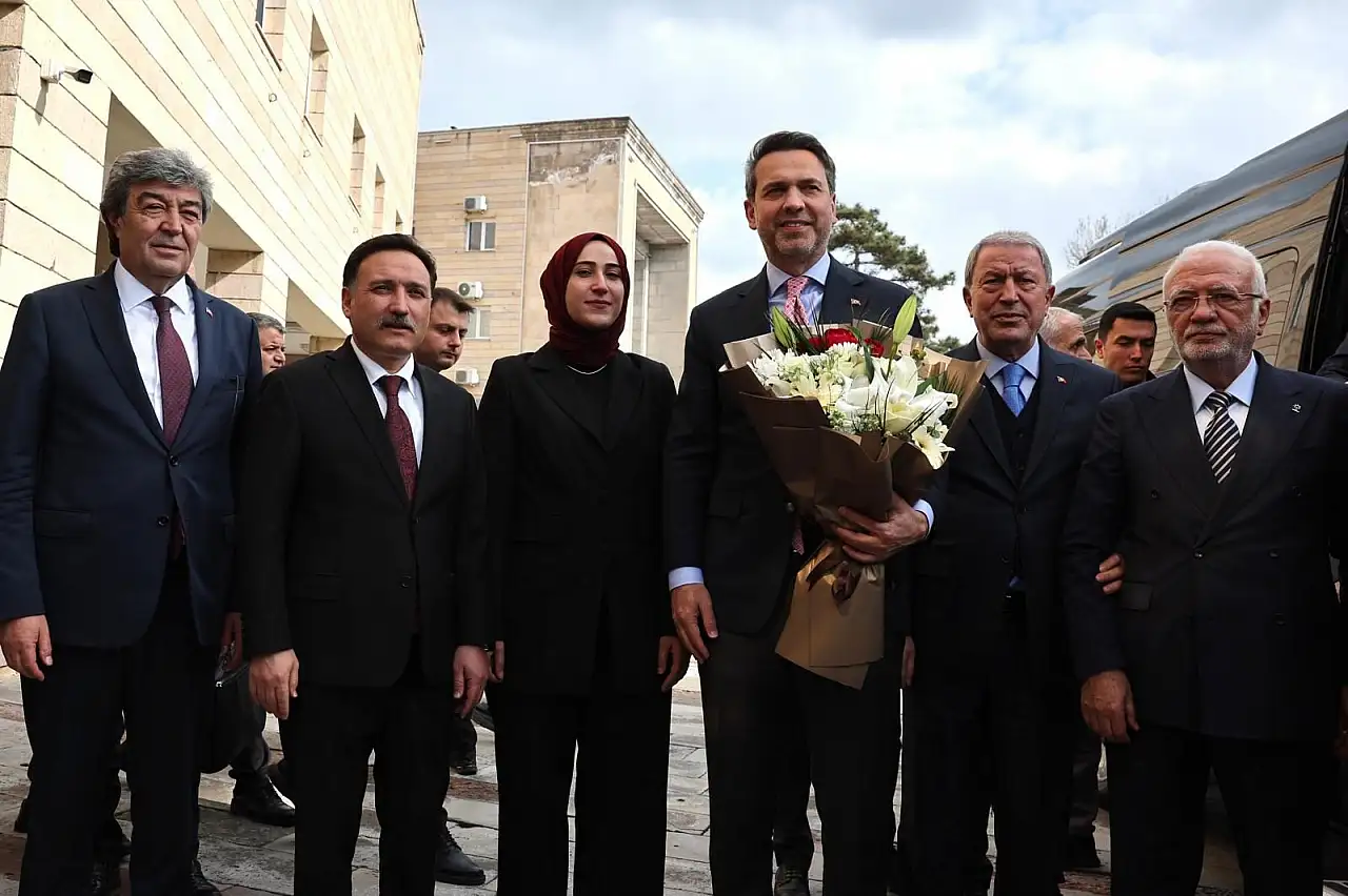 Bakan Bayraktar Valilikte