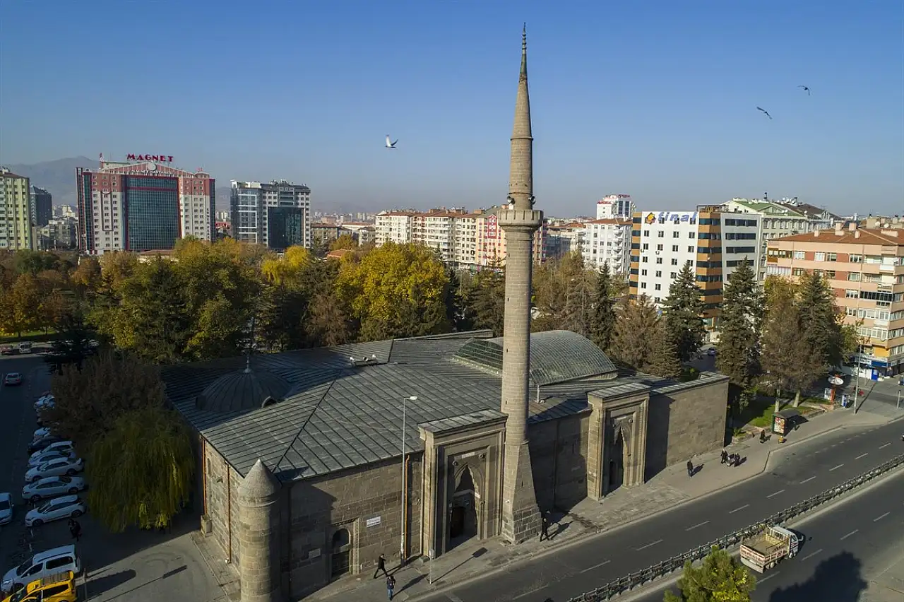 Kayseri'nin göbeğindeki saklı hazineler