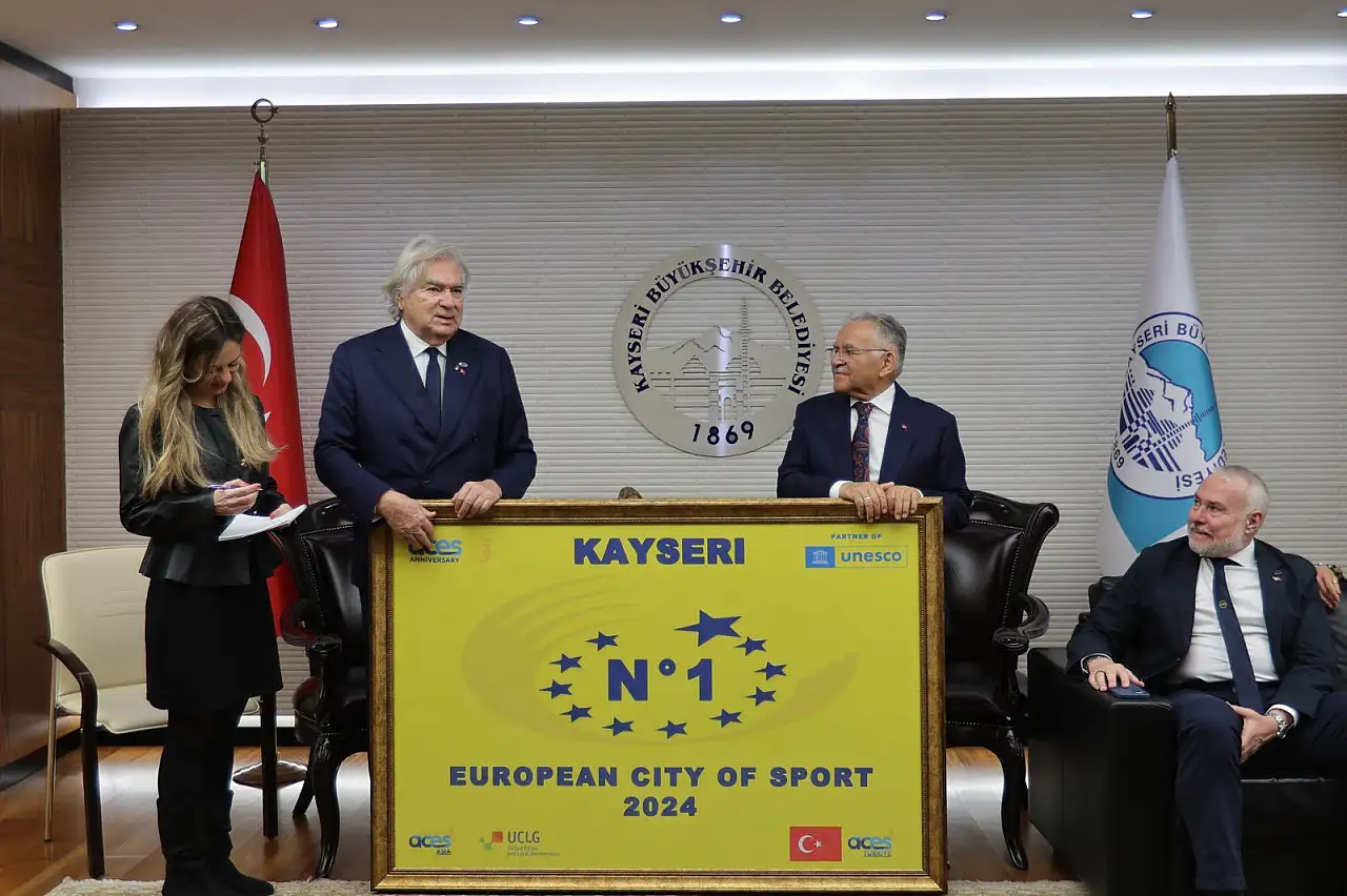 Kayseri Büyükşehir Belediyesi'ne dikkat çeken ziyaret!