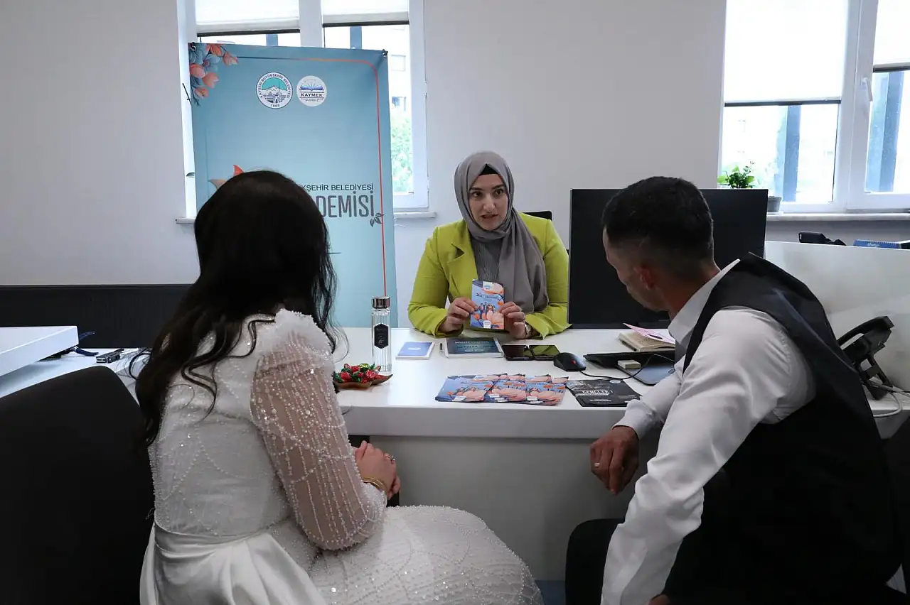 Büyükşehir'den yeni evlenen çiftlere destek: 148 çift ile görüşme yapıldı