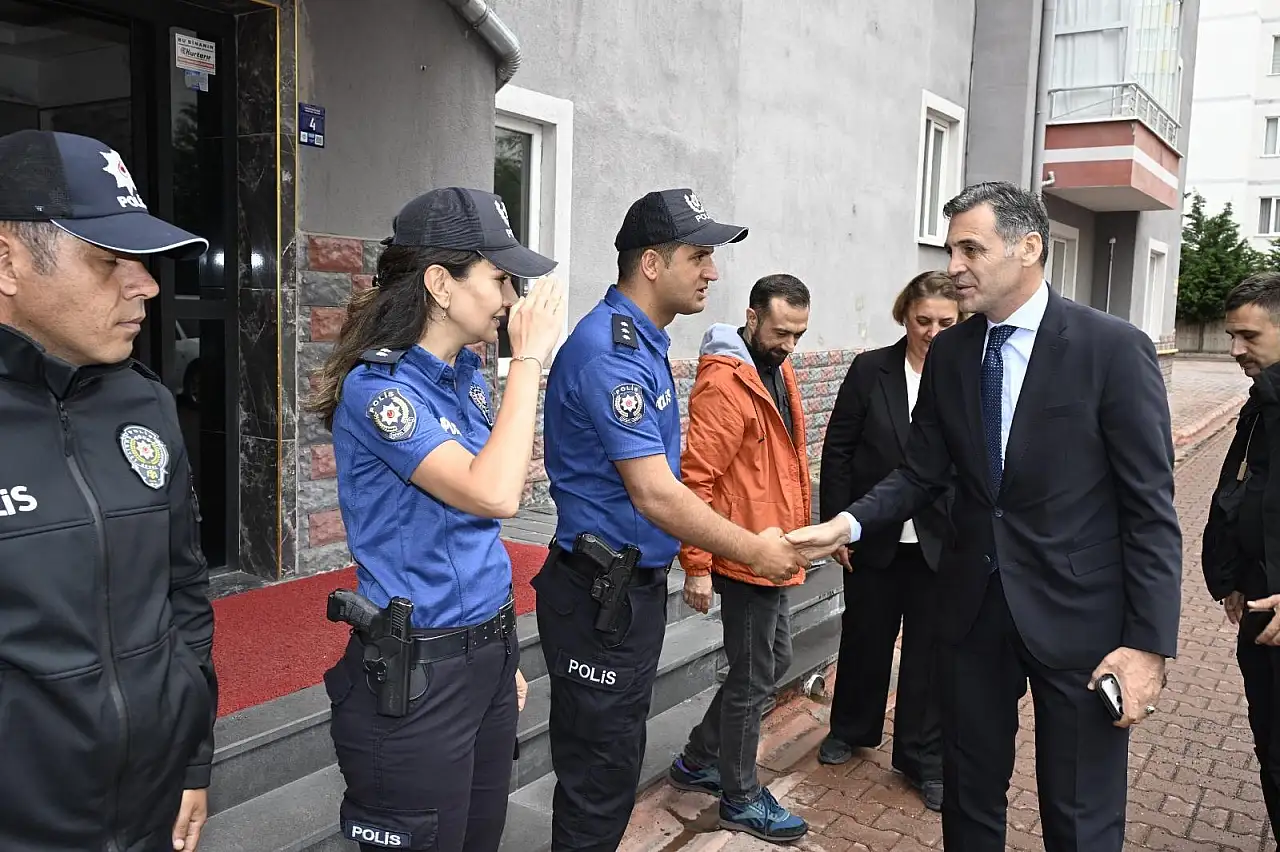 Müdür Aydın'dan şehit ailelerine bayram ziyareti