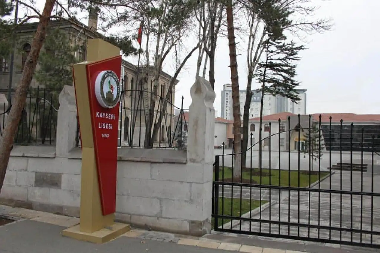 Öğrencileri şehit olduğu için mezun verememişti! Kayseri'de tarihi lisedeki alan şirkete tahsis ediliyor