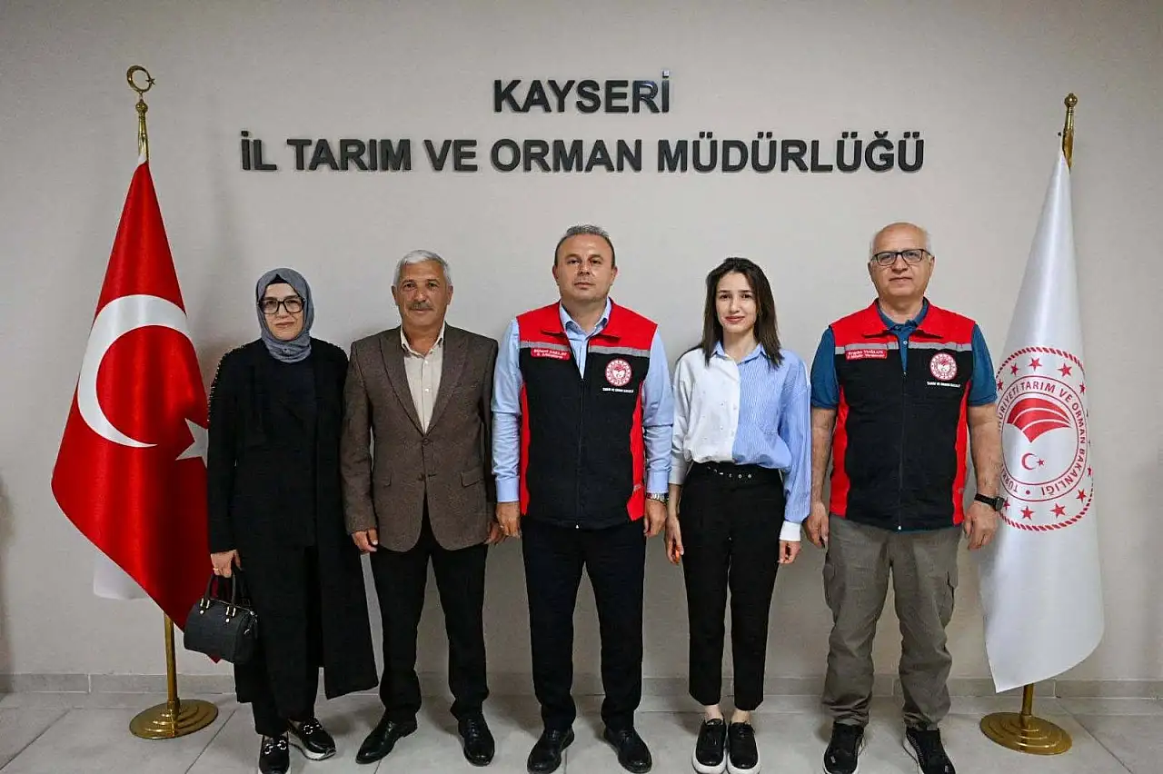 Cumhurbaşkanı Erdoğan'ın plaket verdiği Kayserili çiftçi ortaya çıktı!