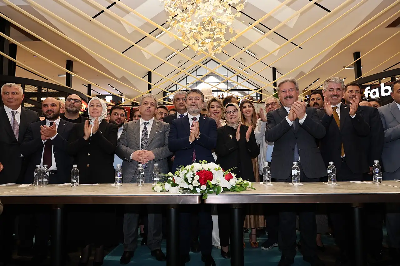 Türkiye'nin ilk gıda alışveriş merkezi Kayseri'de açıldı!