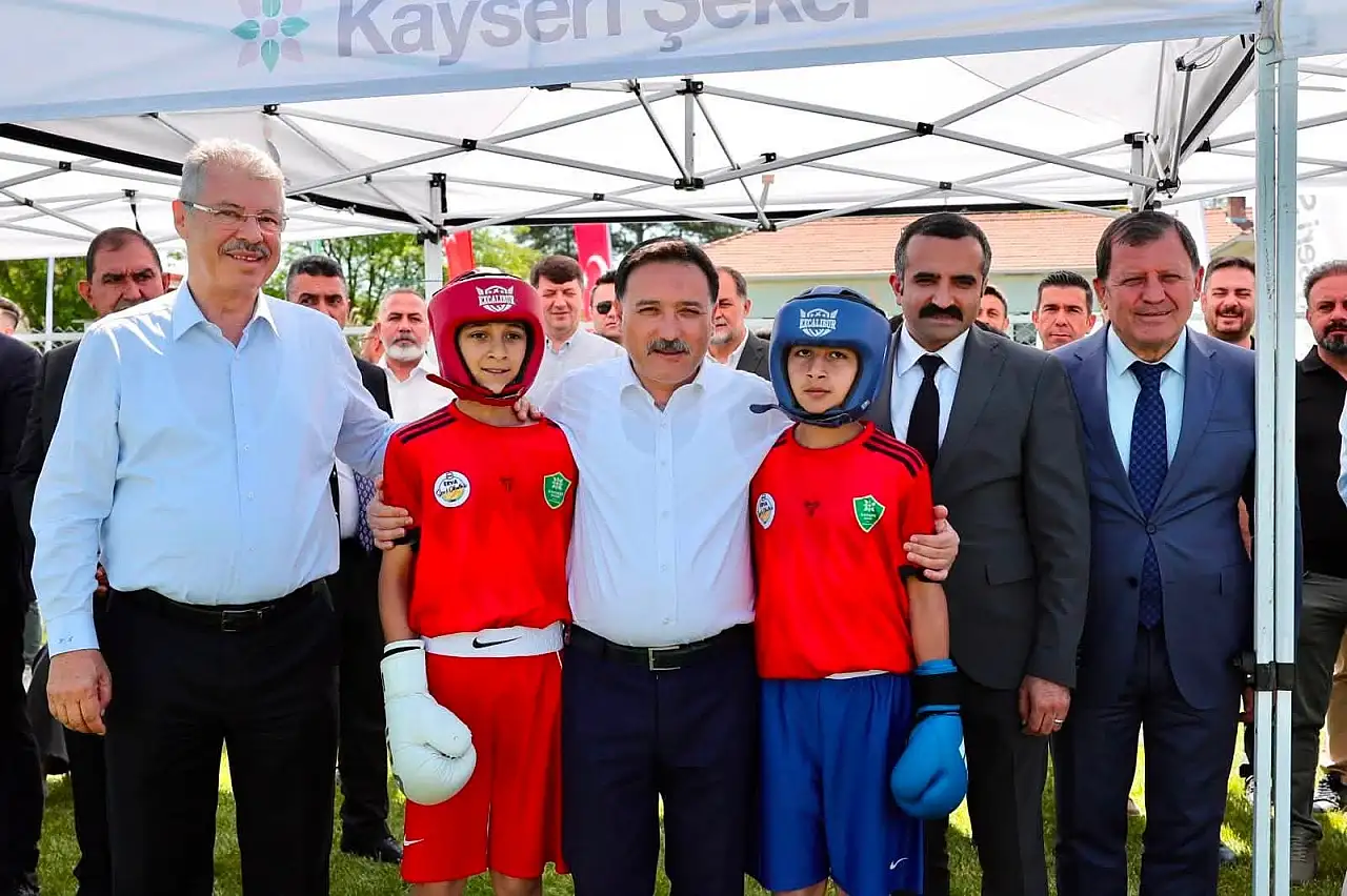 Kayseri'de görkemli açılış: Yaz okulları başlıyor!