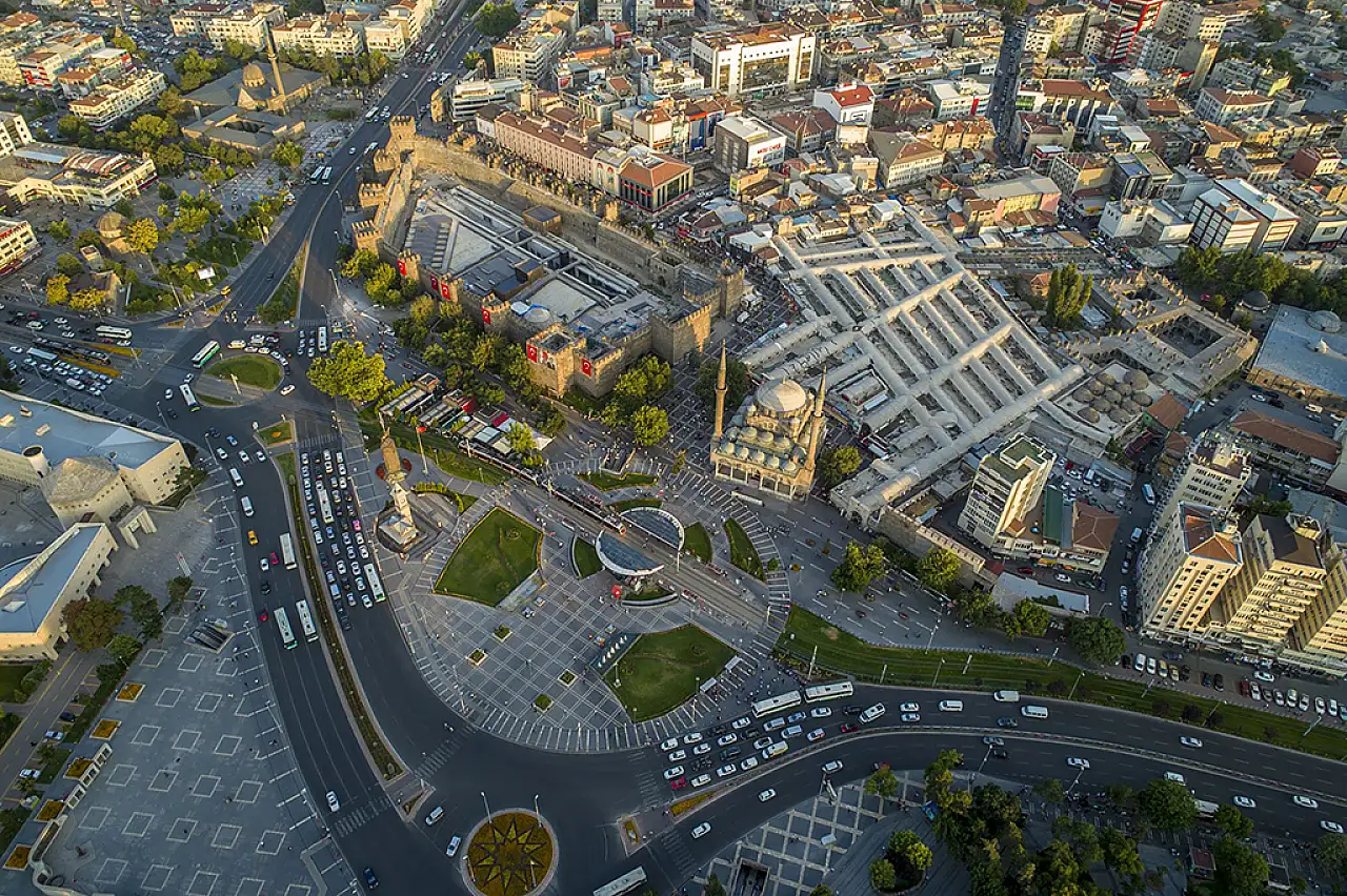 Ticaret şehri Kayseri'de esnafın kira isyanı: Dükkanı kapatıp gidelim mi?