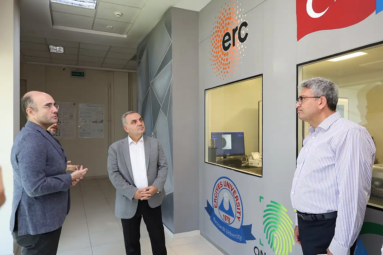 Türkiye'de sayılı üniversiteler arasında yer aldı! ERÜ'den bilimde yeni hamle