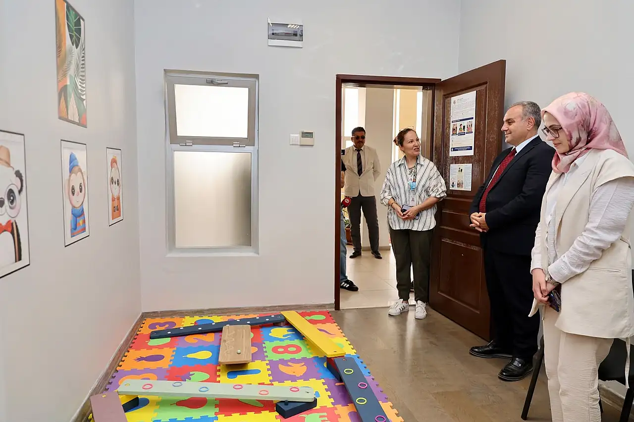 ERÜ'den dikkat çeken proje! Yapay zekâ sağlık alanında kullanılacak