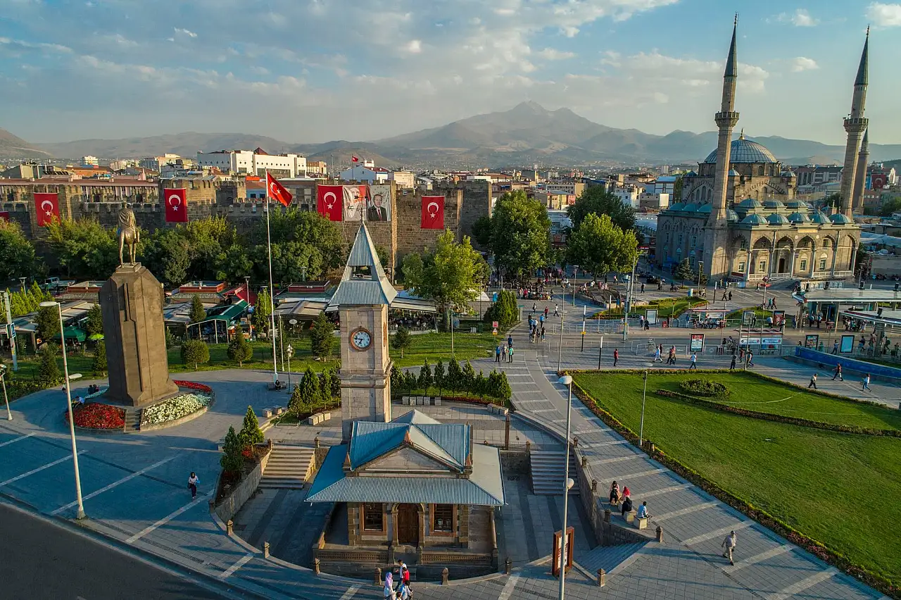 Kayseri Ticaret Odası'ndan uyarı: Denetim, ceza, evrak eksikliği diyerek para talep edenlere dikkat