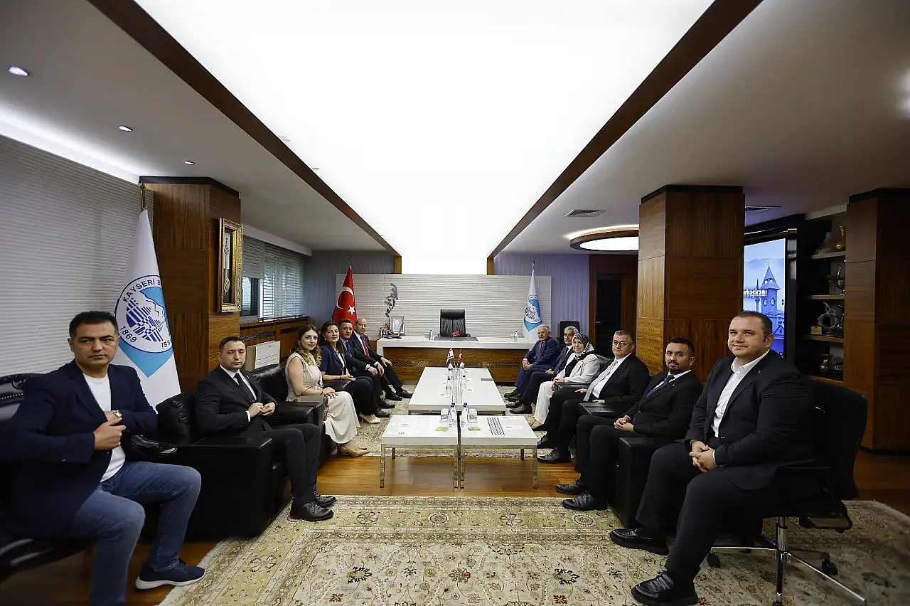 KKTC 5'inci Cumhurbaşkanı Ersin Tatar'dan Büyükkılıç'a ziyaret