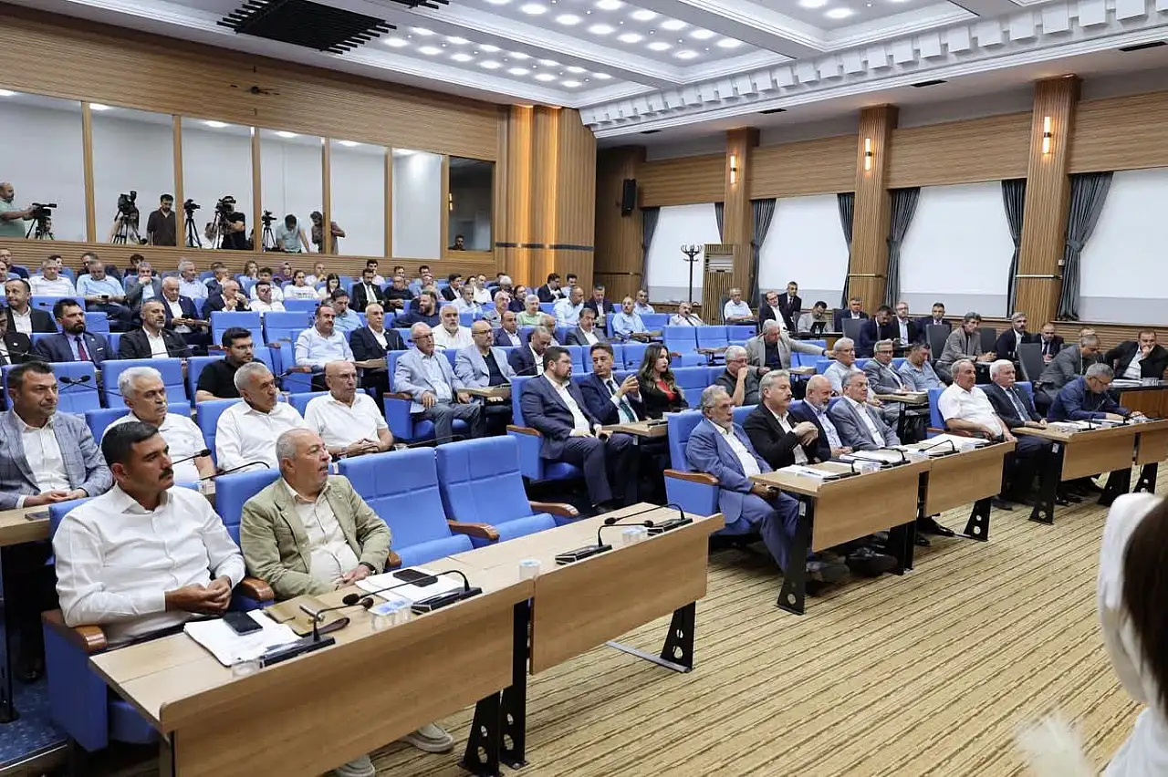 Kayseri'de öğrenci servislerle ilgili dikkat çeken karar! 5'inci mesafe geliyor