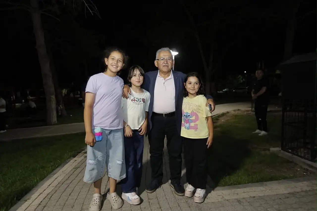 Büyükkılıç, Sarımsaklı Kampı'nda hemşehrileriyle bir araya geldi