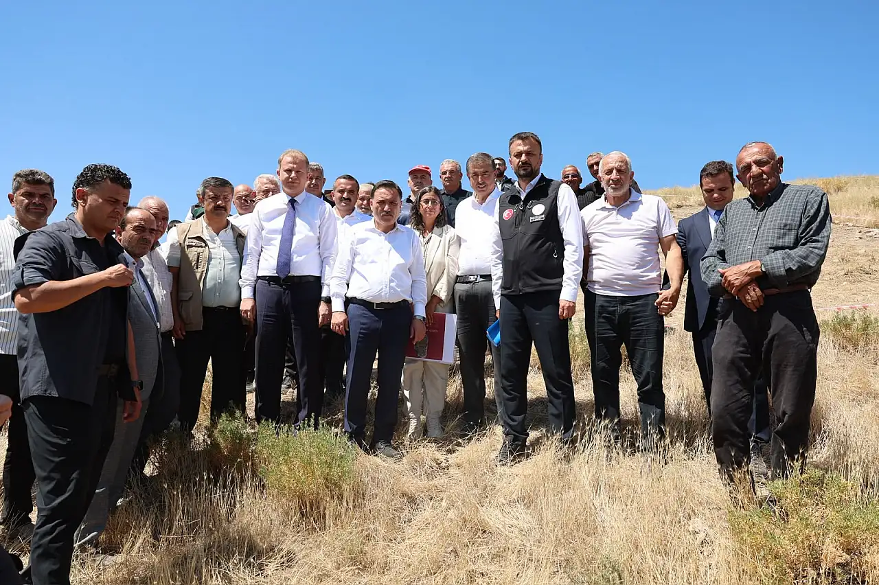 Vali Çiçek inceledi: Eğriköy Höyük bölge tarihine ışık tutacak