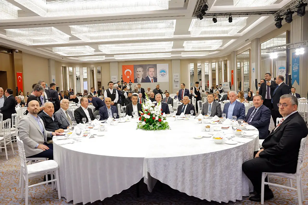 Mansur Yavaş Kayseri'de bakın neler yaptı…