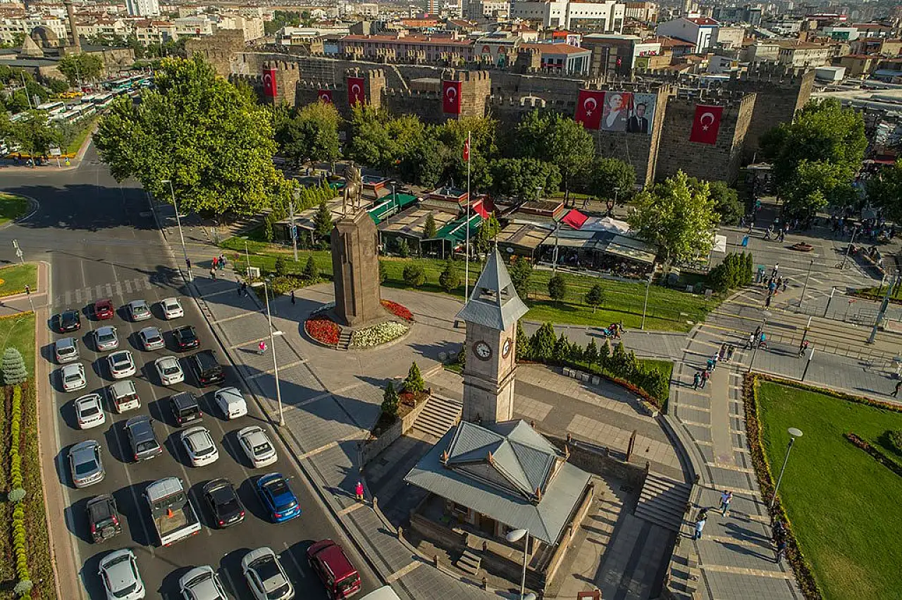 Kayseri'de trafiğe kayıtlı 544 bin araçtan kaçı otomobil çıktı? İşte o rakam!