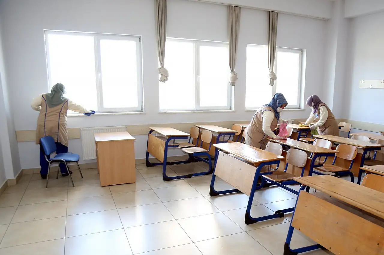 Kayseri'de veliden okul isyanı: Okuldaki sorunları tek tek anlattı