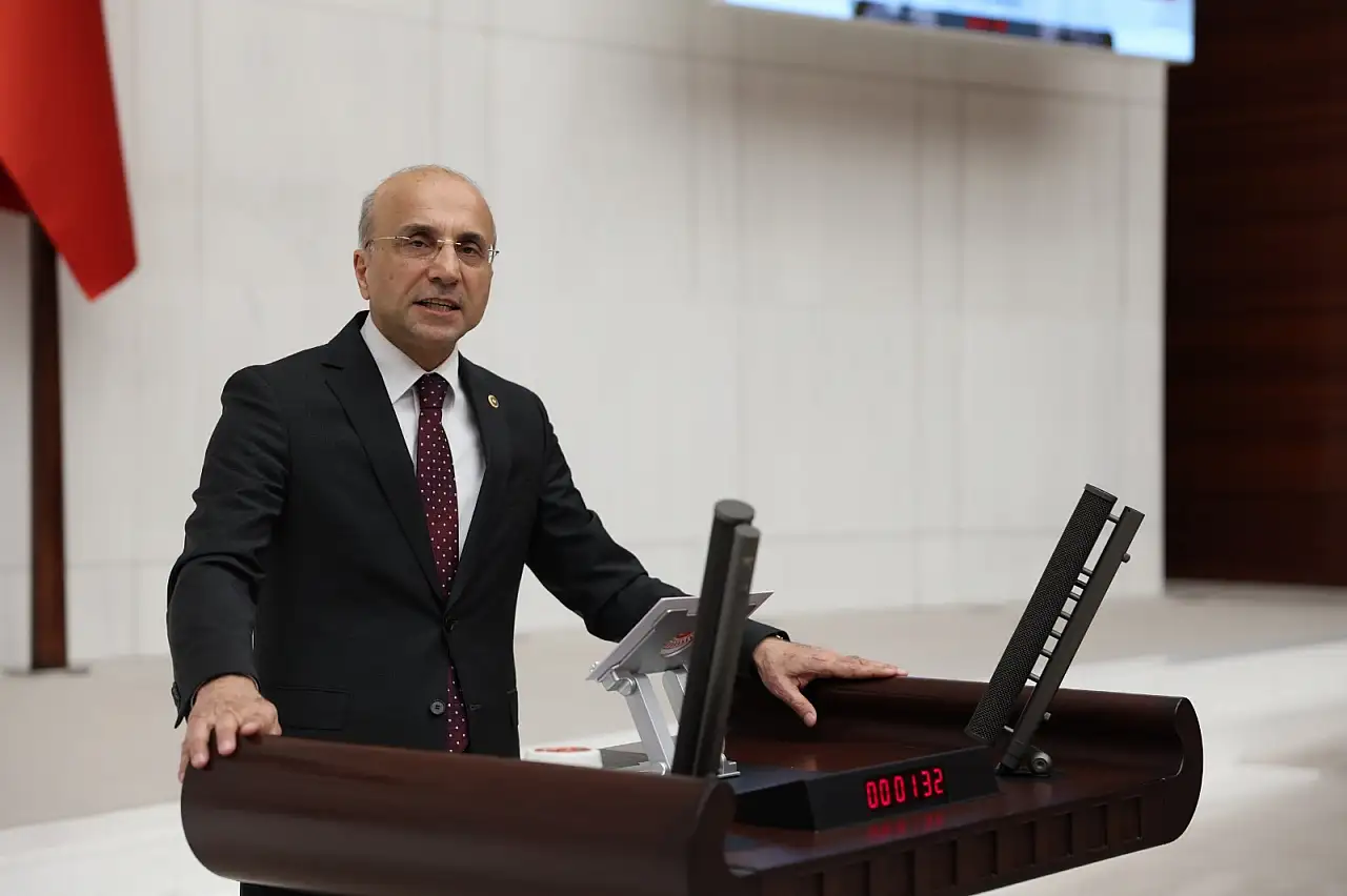 Aşkın Genç'ten enflasyon tepkisi: Hayat hâlâ çok pahalı!