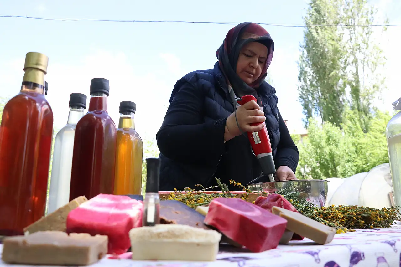 Doğaya dönerek, üreterek kanseri yendi!