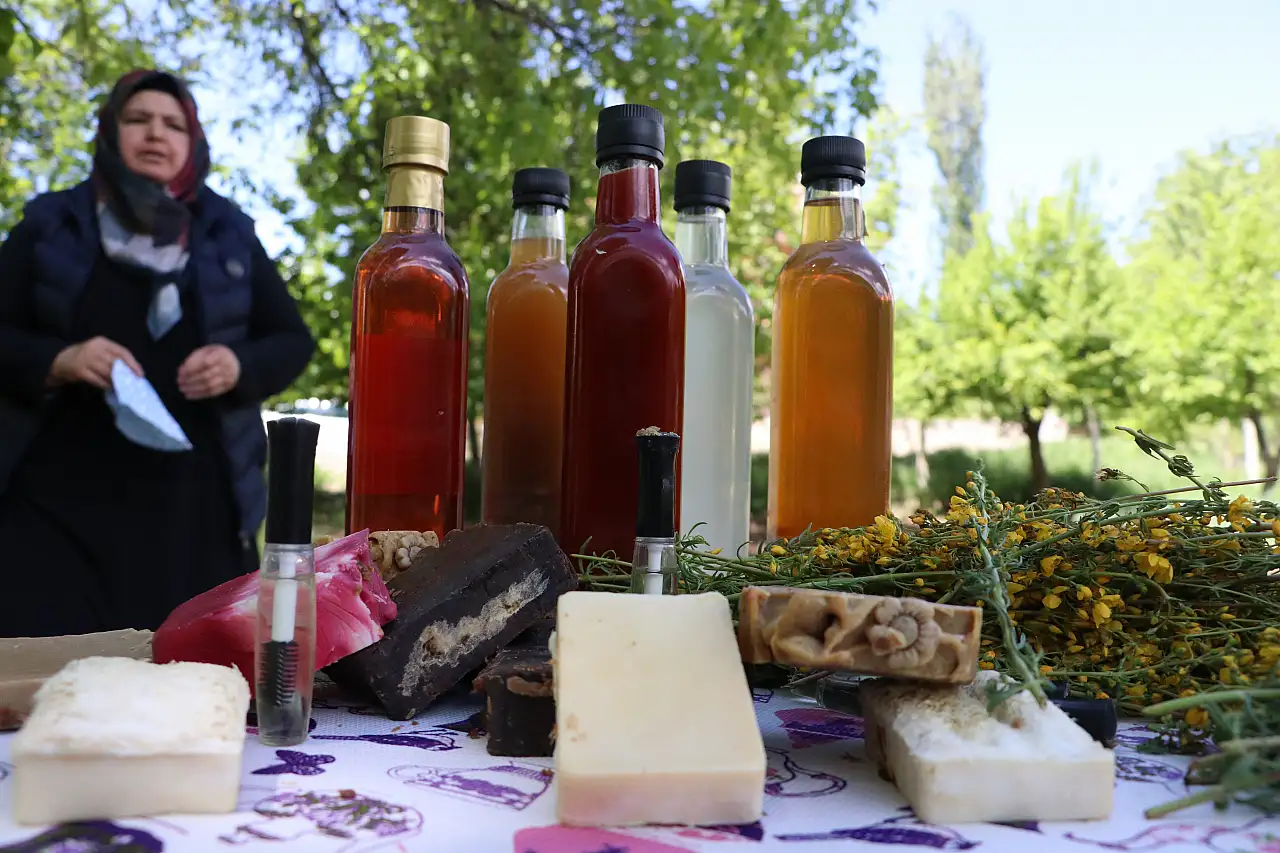 Doğaya dönerek, üreterek kanseri yendi!