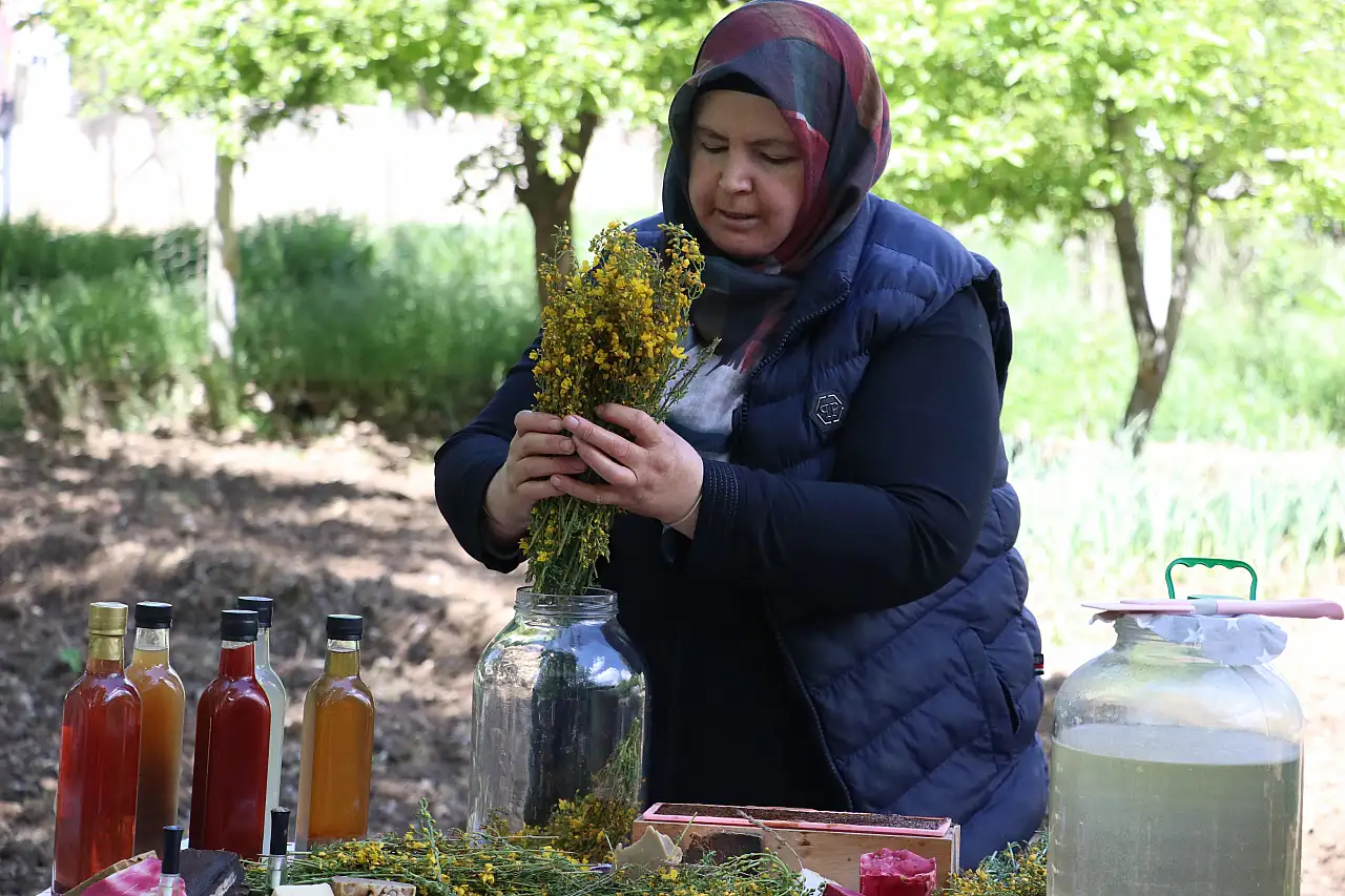 Doğaya dönerek, üreterek kanseri yendi!