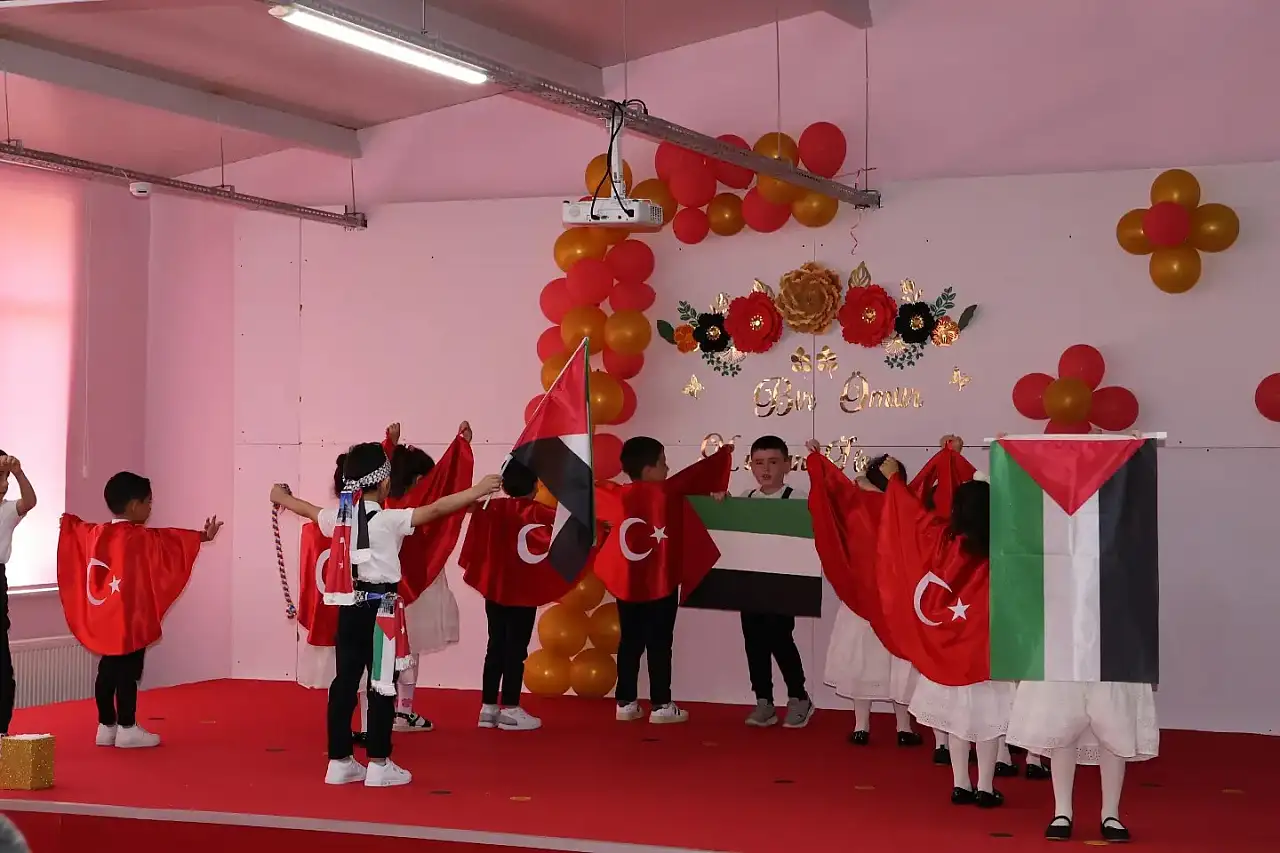 Miniklerin kuran sevinci