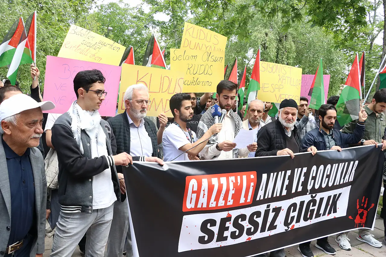 ERÜ öğrencileri sesini yükseltti: Kudüs dünyanın kalbidir