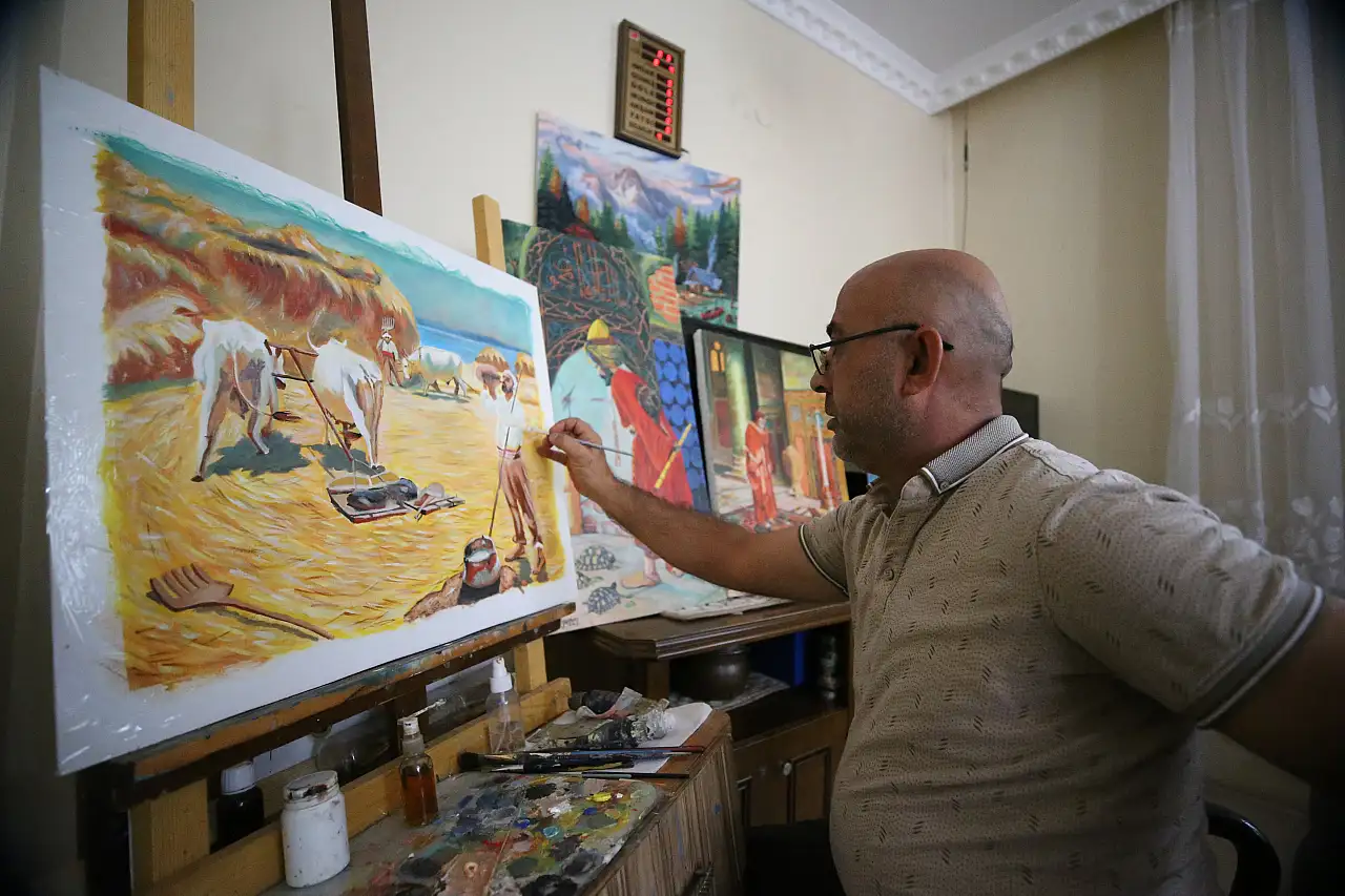 Develi'nin müezzin ressamının ibadet ve sanat arasındaki yolculuğu