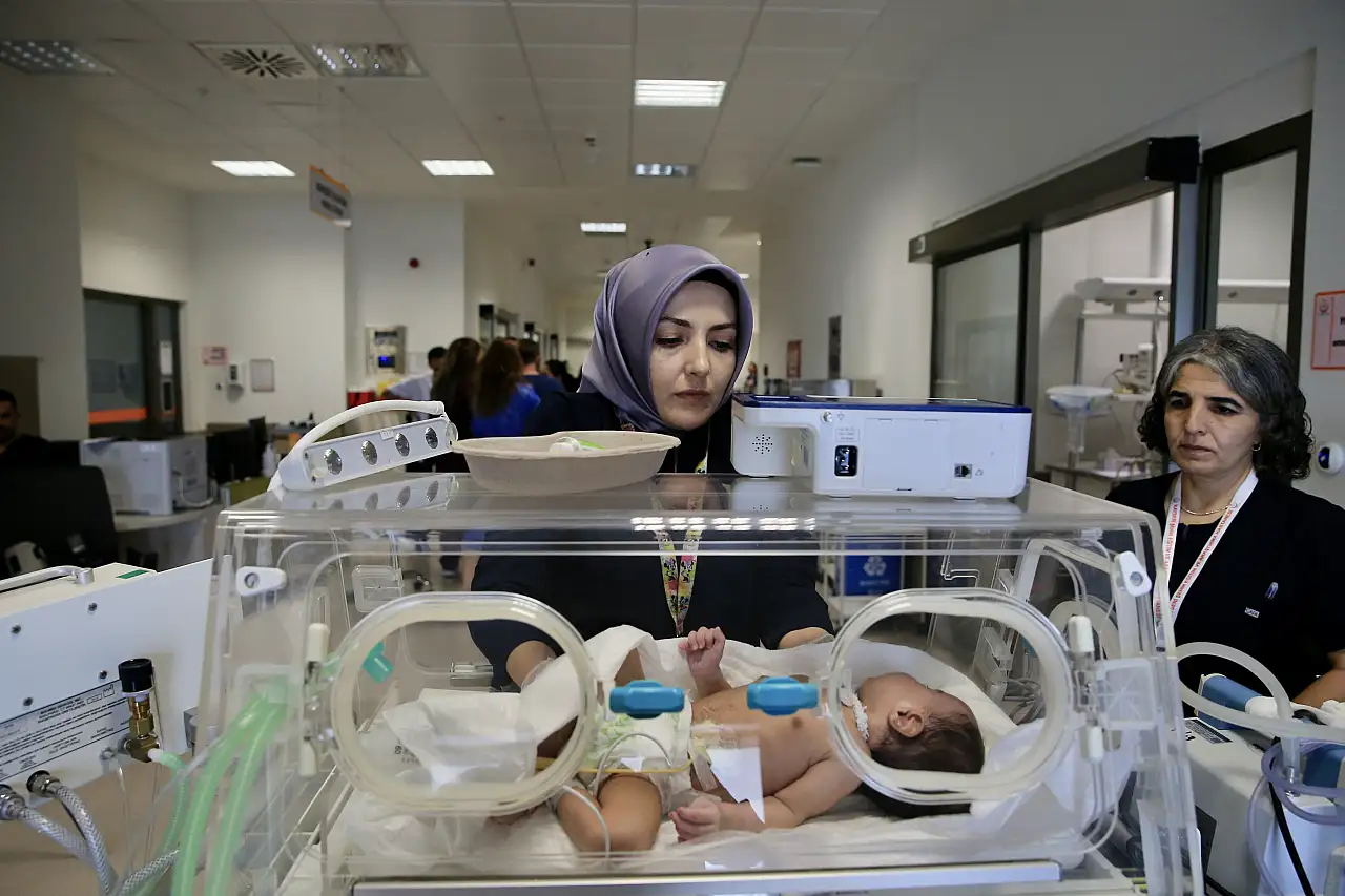 Kayseri Şehir Hastanesinde yapay yemek borusu yapılacak