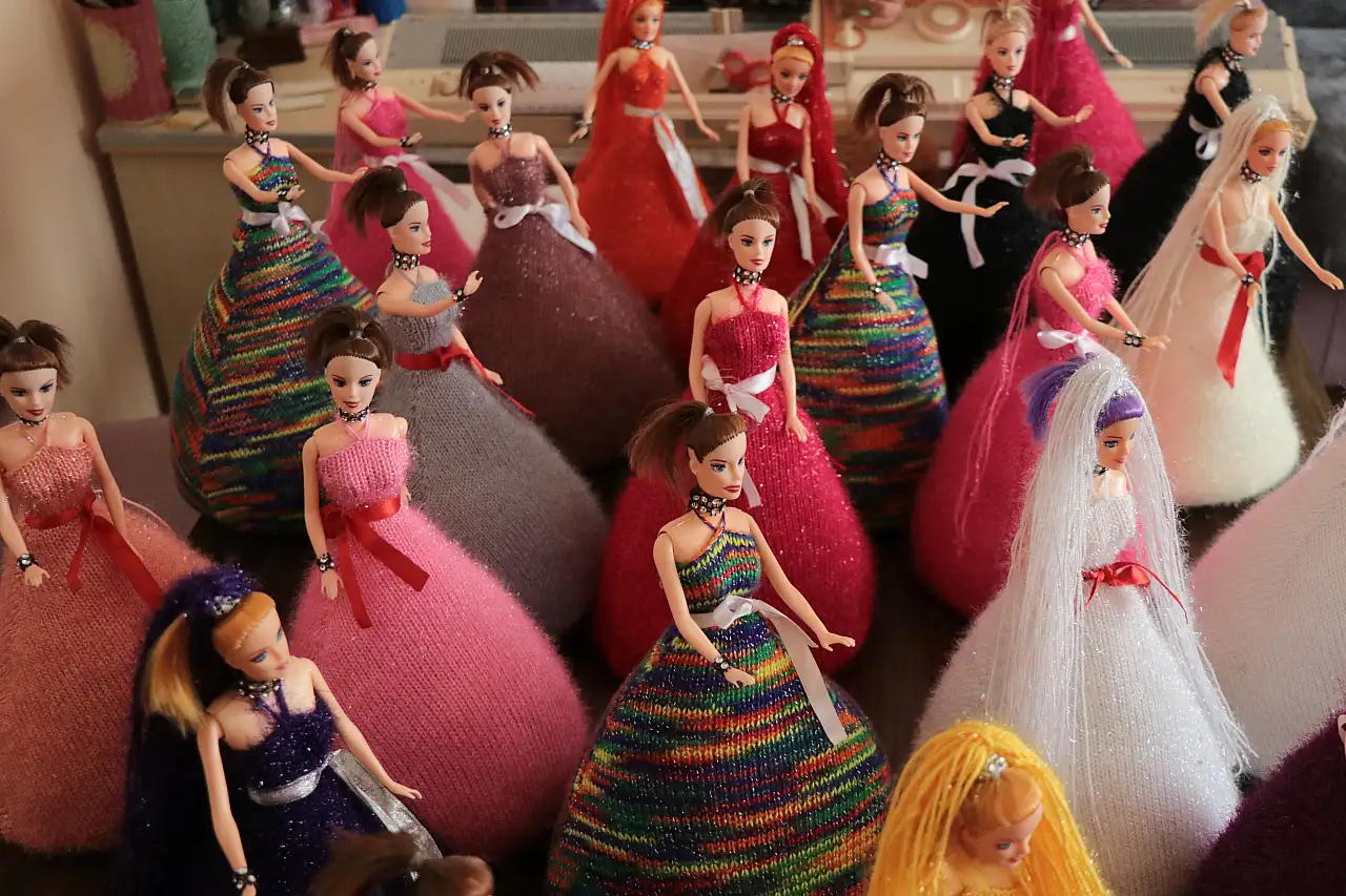 Evlat hasretiyle örmeye başlamıştı şimdilerde gelir kapısı oldu