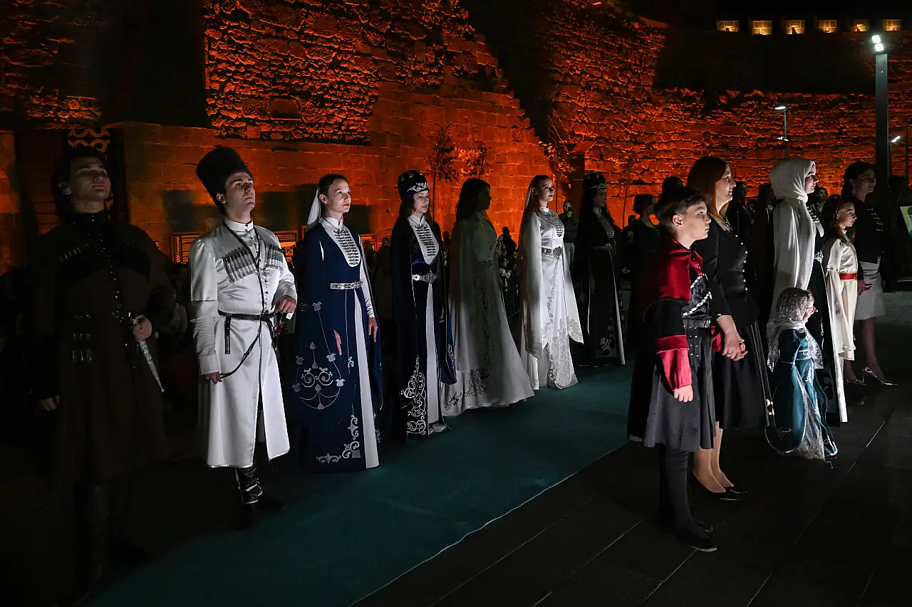 Kayseri Kalesi'nde Çerkes kıyafetleri defilesi