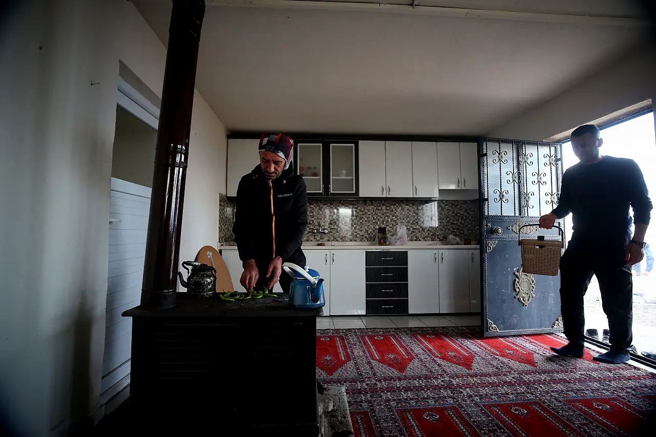 Kayseri'de uçurumun kenarındaki ev herkese açık