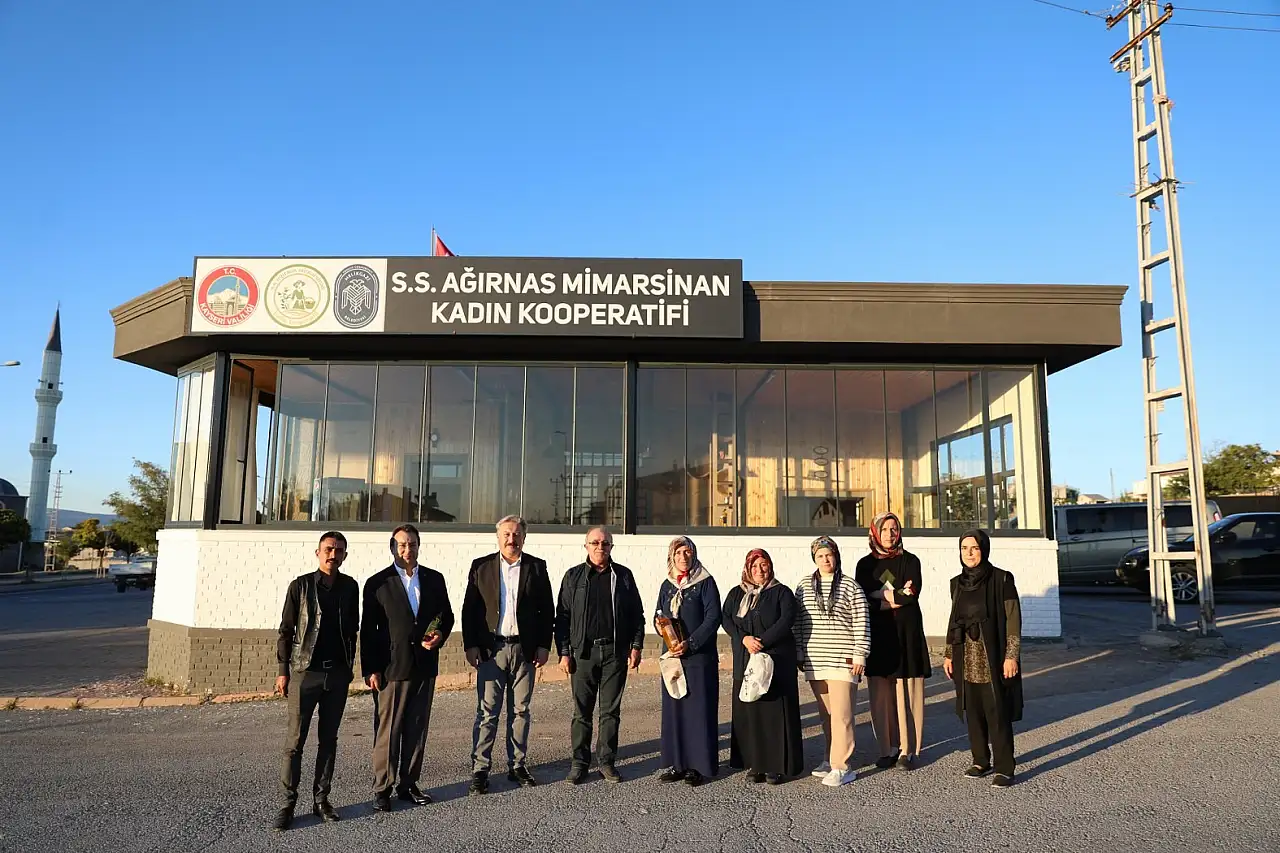 Ağırnas'ta kadınların gücü: 10 ton ürettiler!