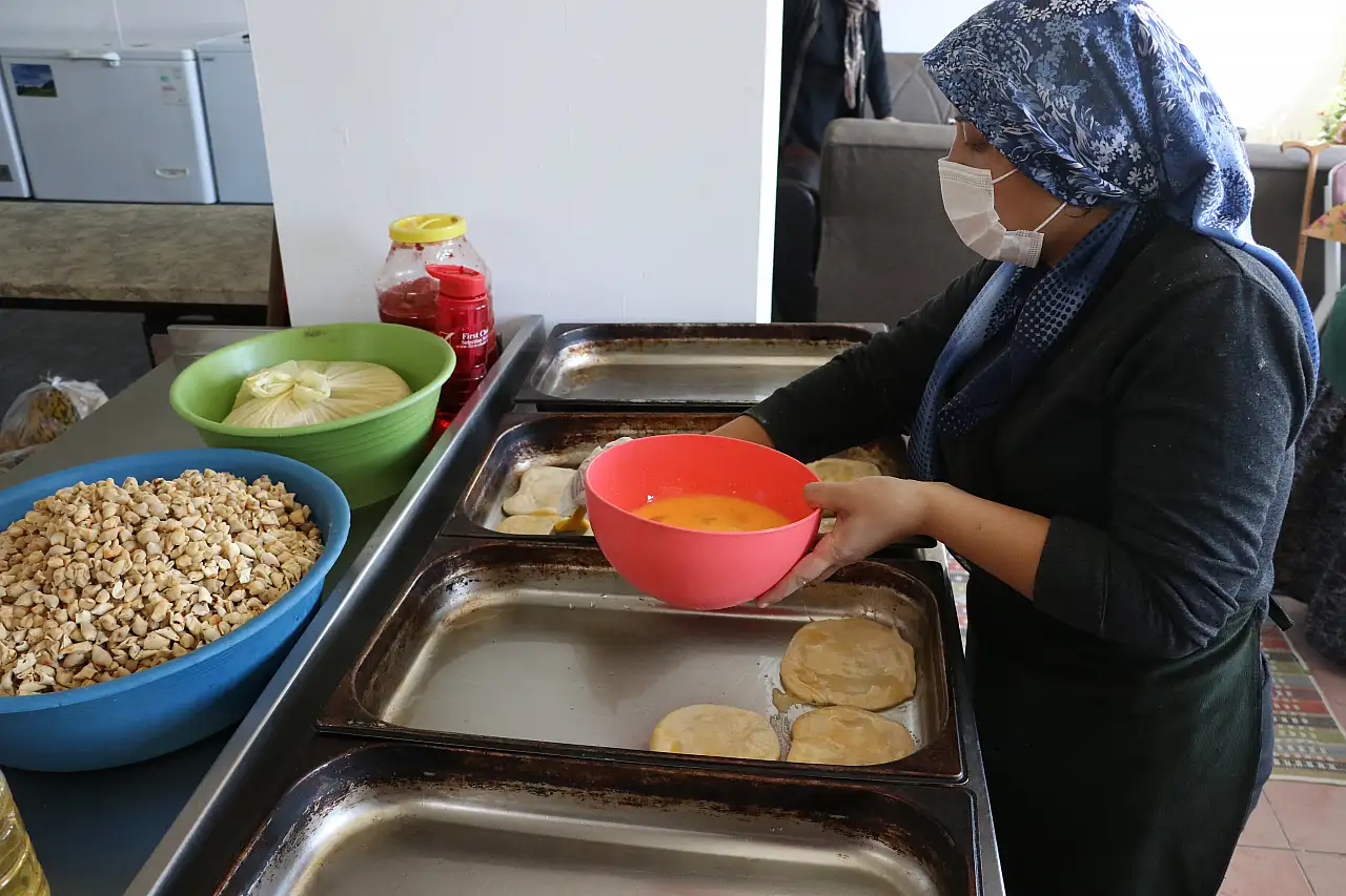 Bünyanlı kadınlardan örnek davranış!