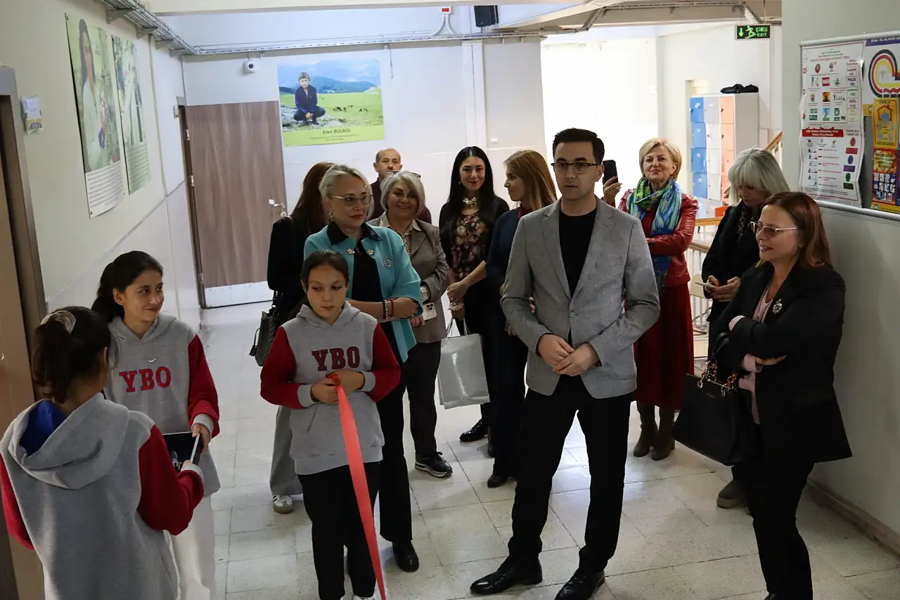 Yahyalı'da bilişim ve müzik sınıfları açıldı